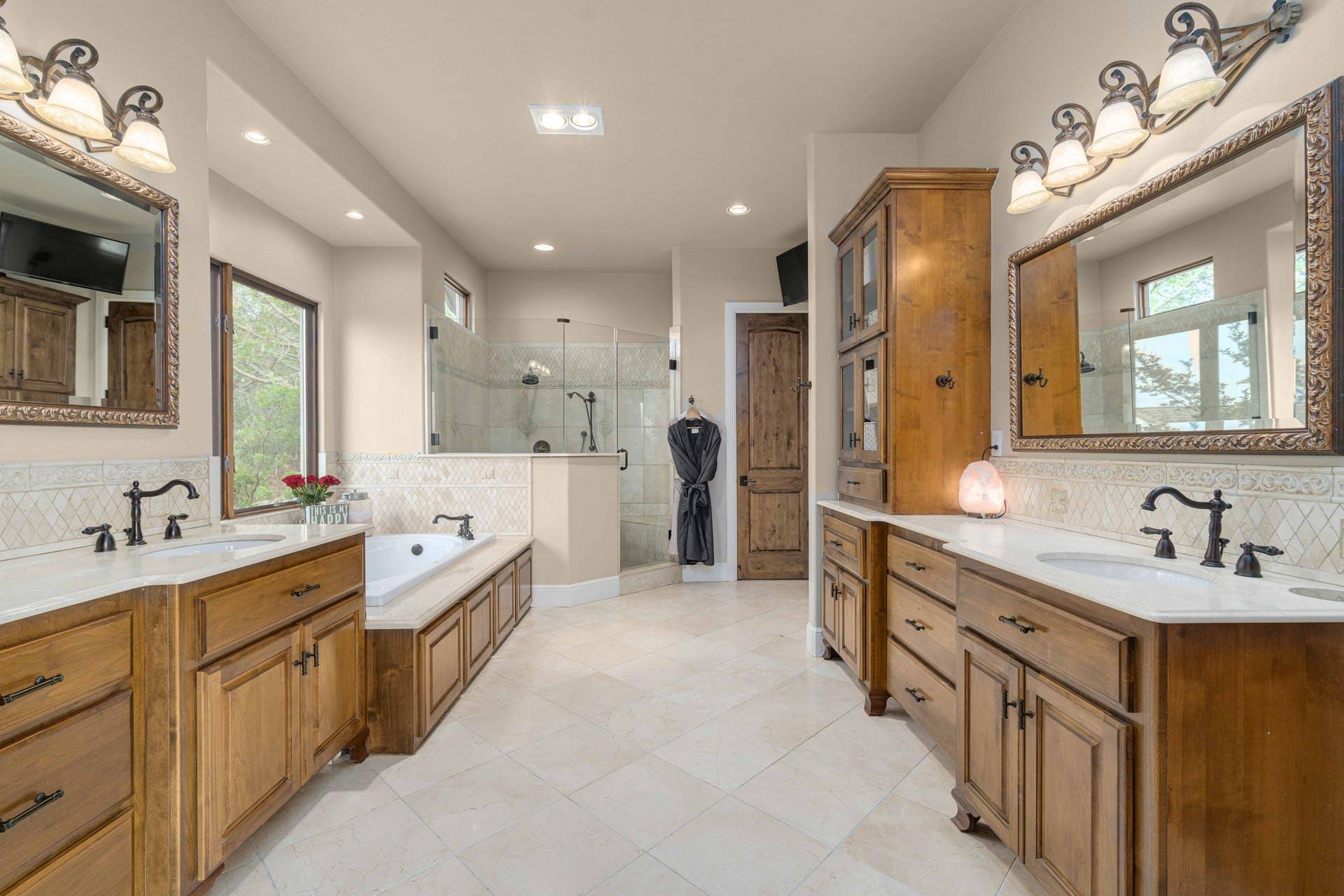 9104 Atwater Cv, Austin, TX 78733