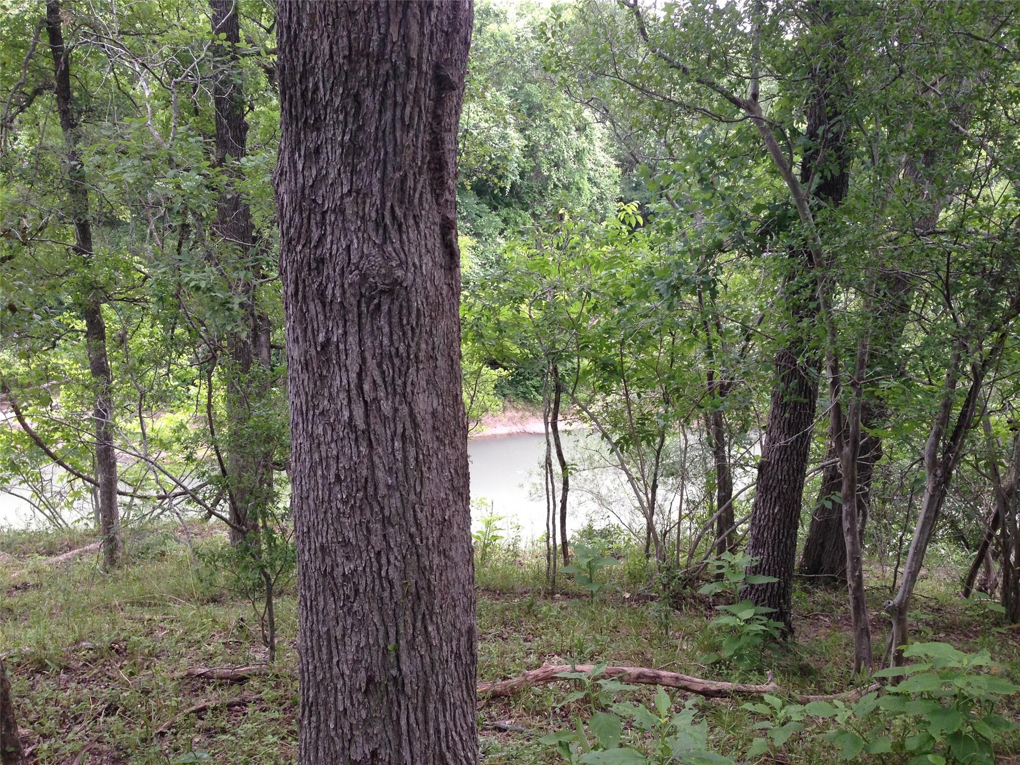 2464 County Road 249, Luling, TX 78648