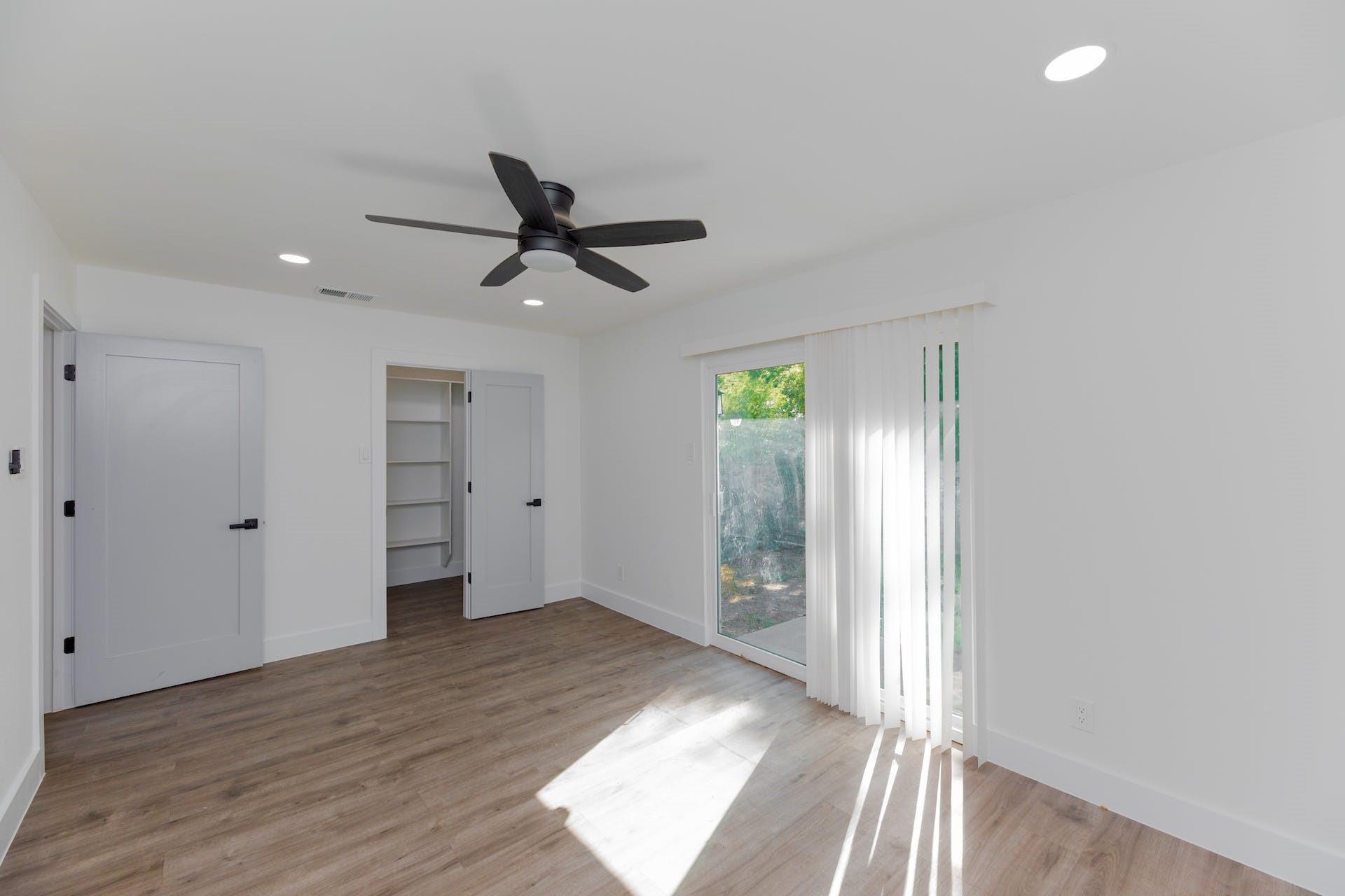 8405 Georgian Dr, Austin, TX 78753
