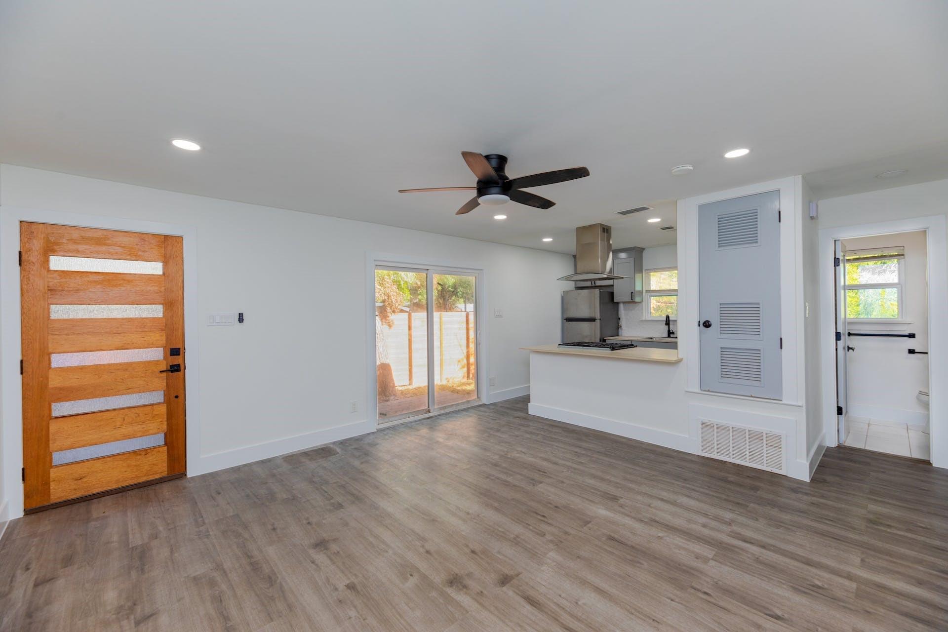 8405 Georgian Dr, Austin, TX 78753