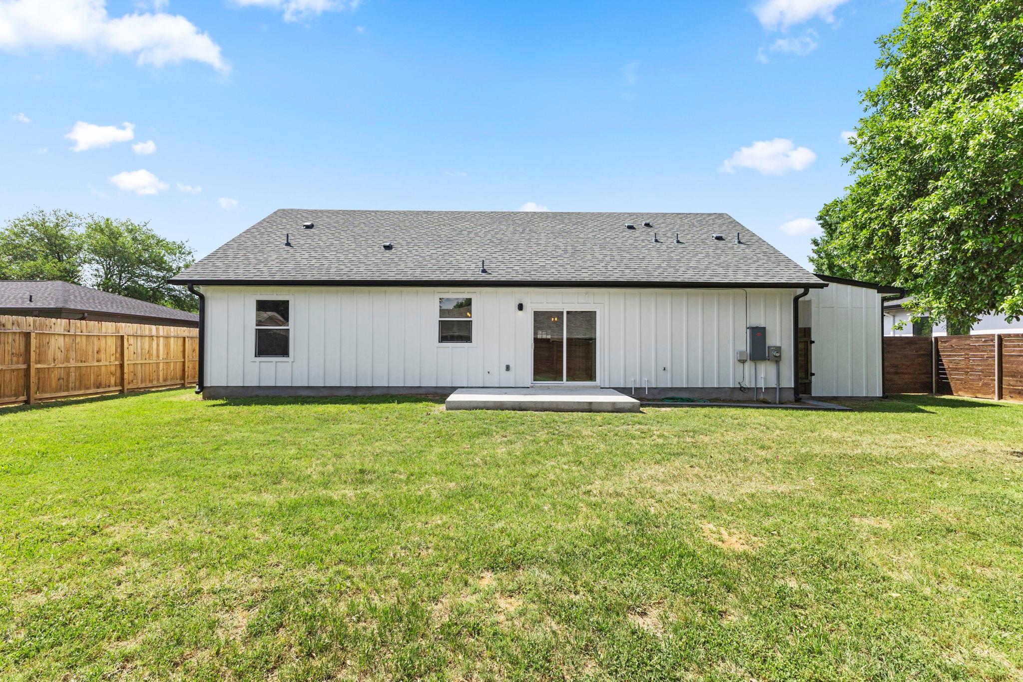 412 Persimmon St, Bastrop, TX 78602