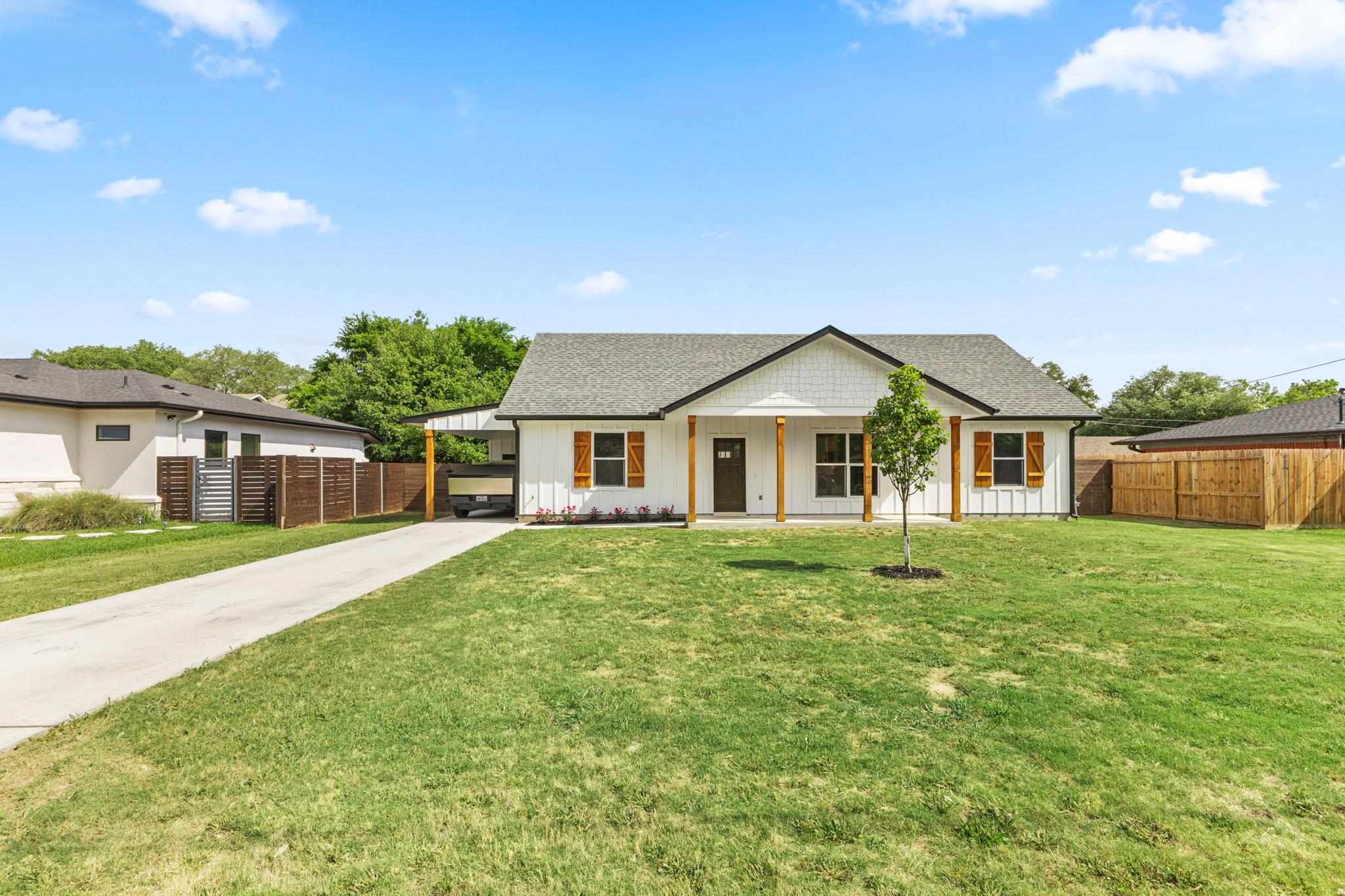 412 Persimmon St, Bastrop, TX 78602