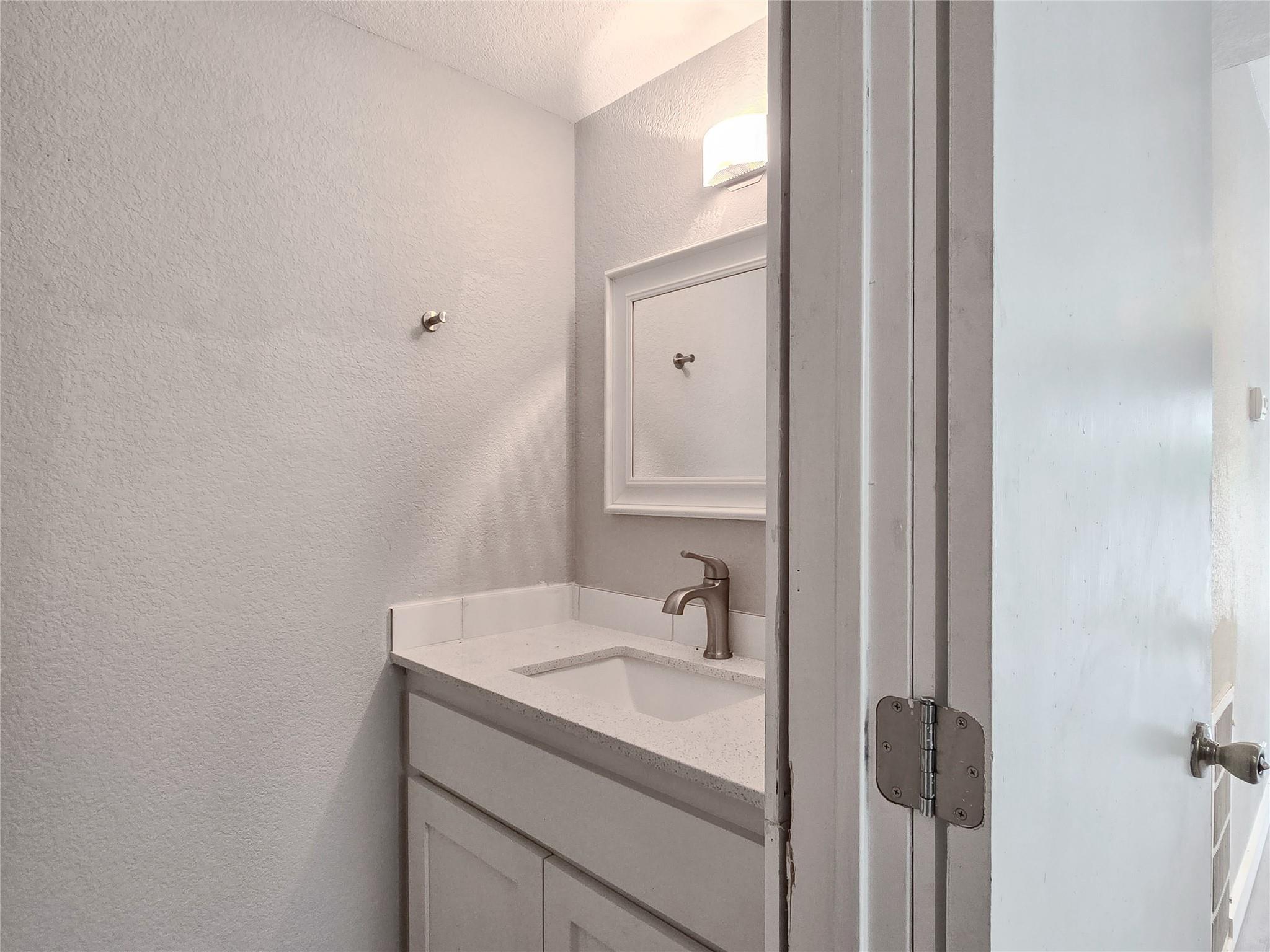 1600 West Ave # 15, Austin, TX 78701