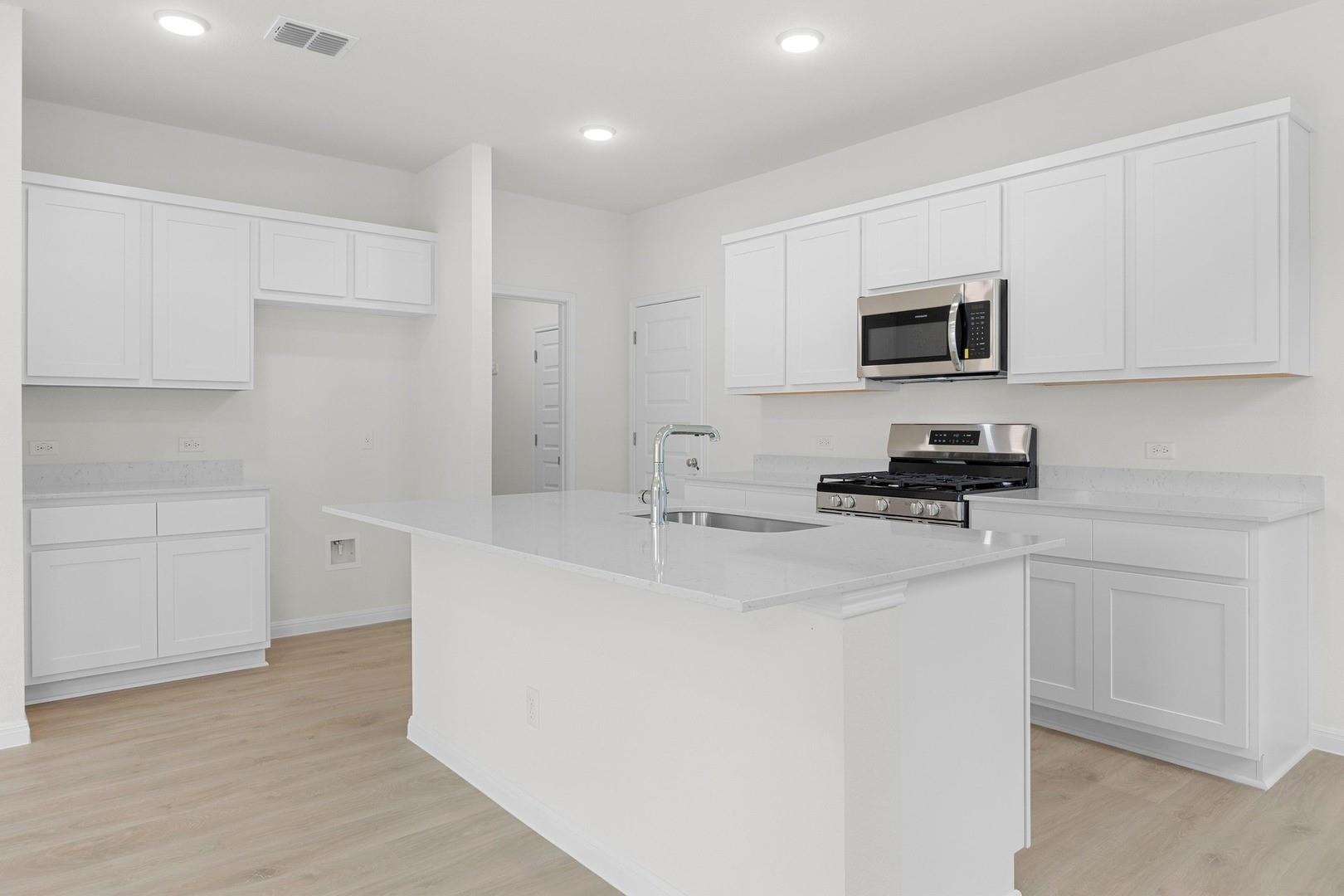 299 Bendecido Loop, Elgin, TX 78621