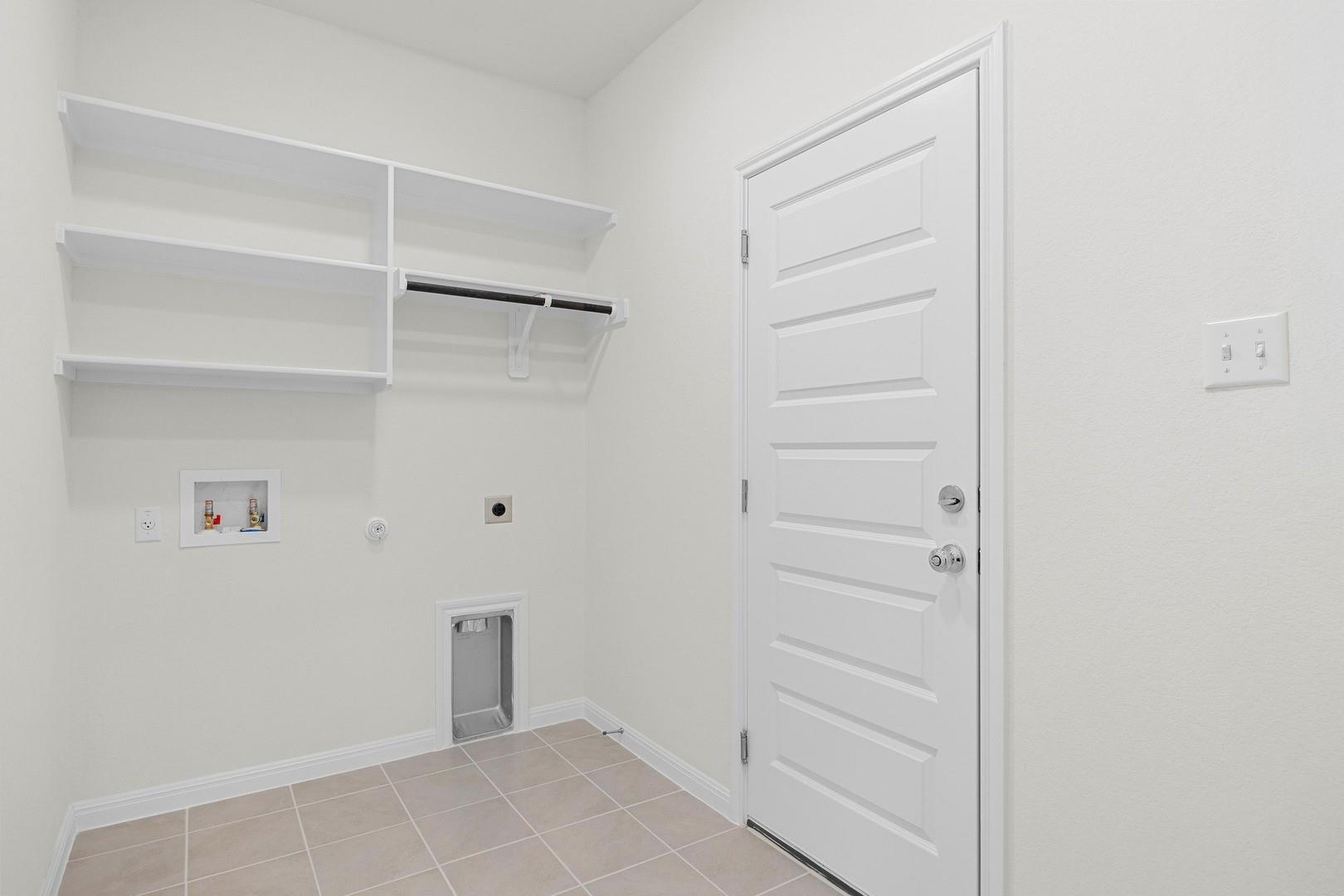 299 Bendecido Loop, Elgin, TX 78621