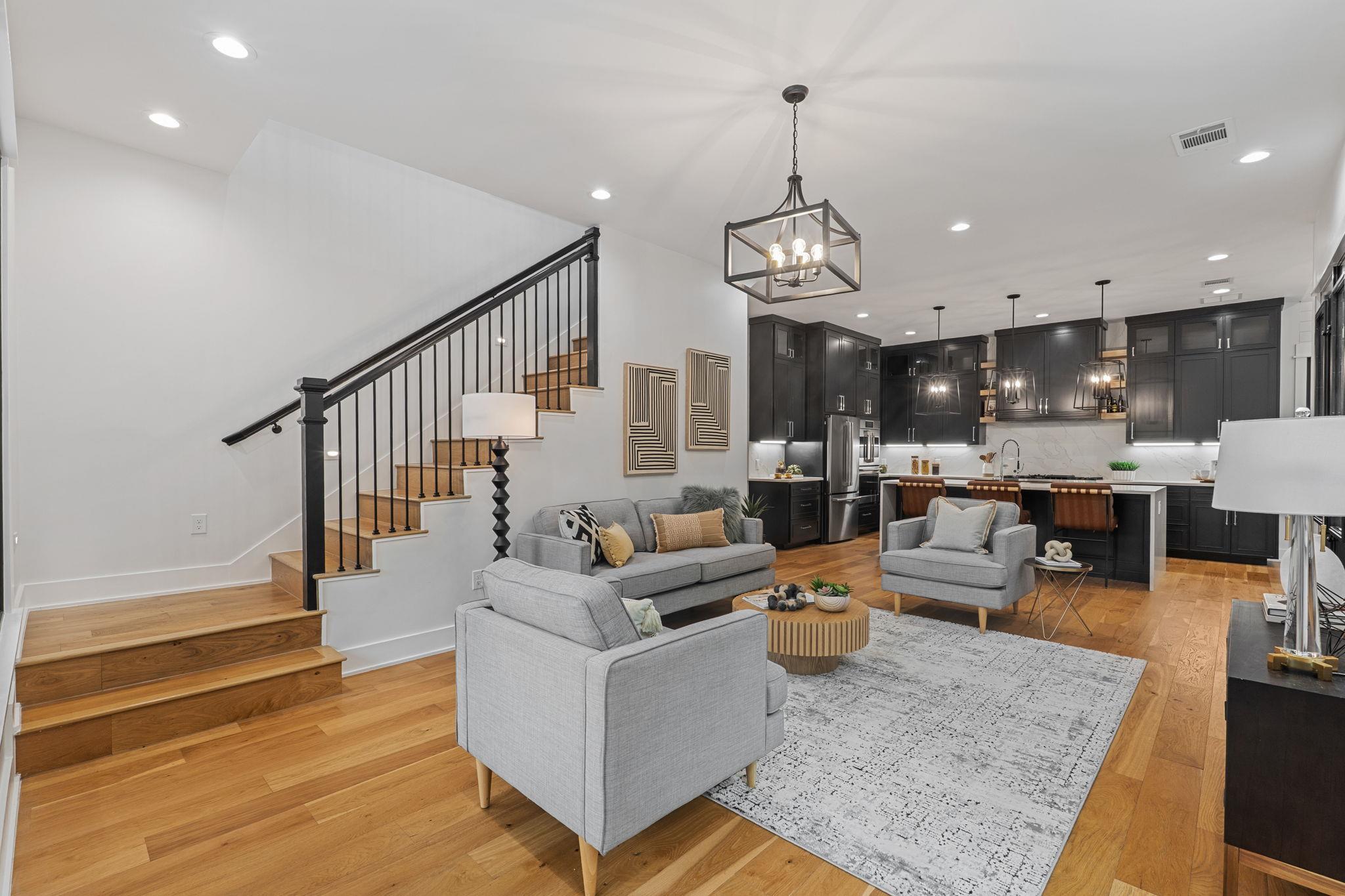 408 W 34th St # 1, Austin, TX 78705