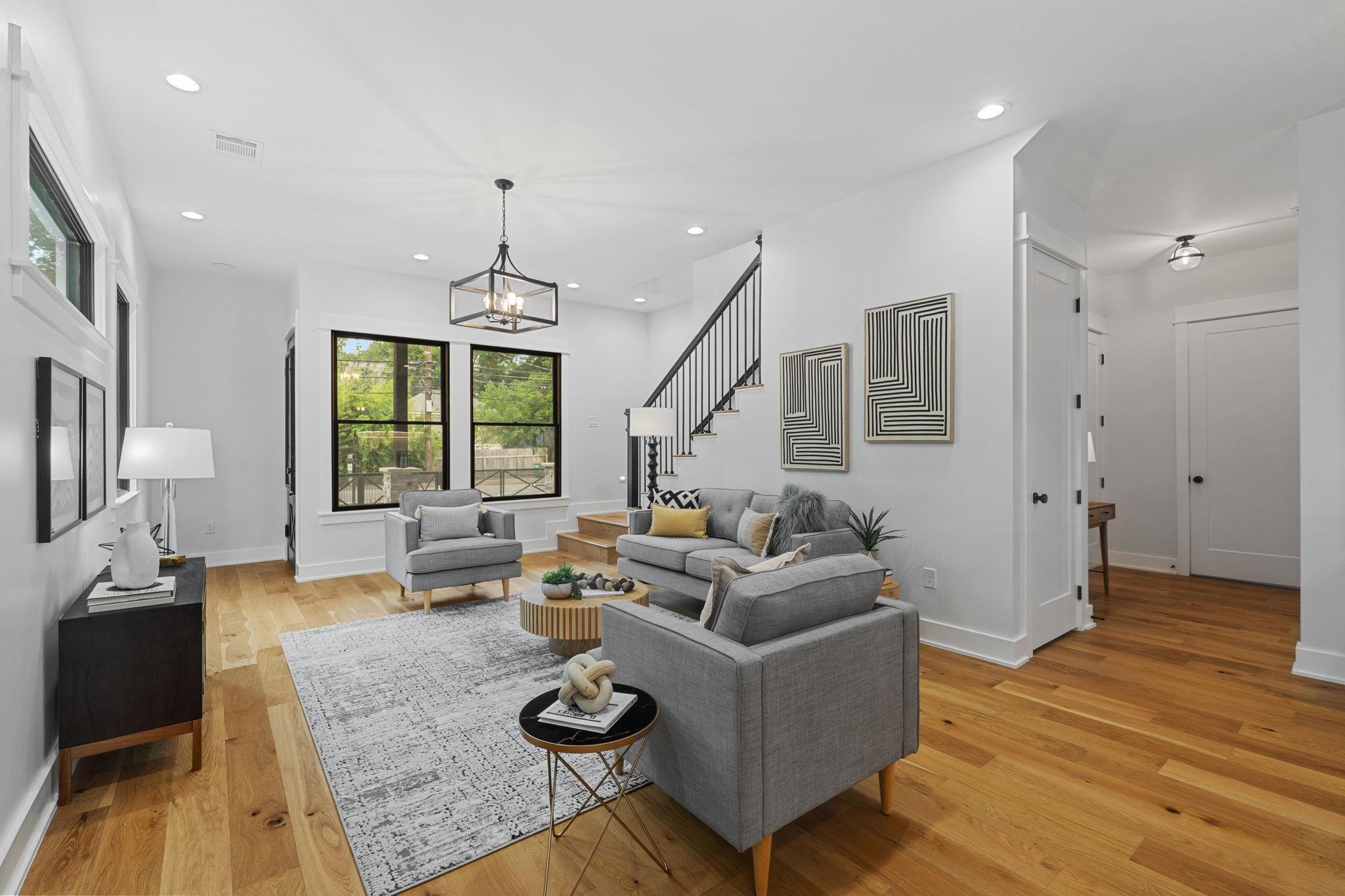 408 W 34th St # 1, Austin, TX 78705