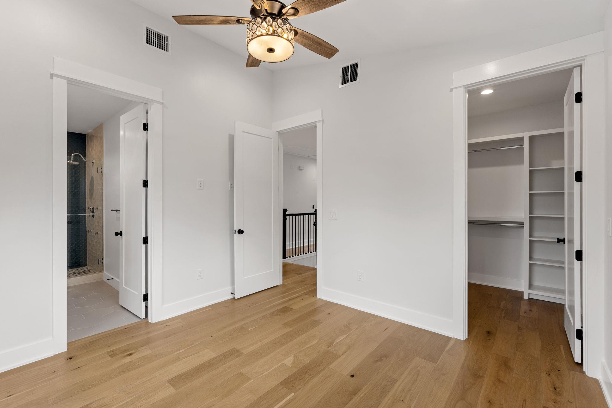 408 W 34th St # 1, Austin, TX 78705