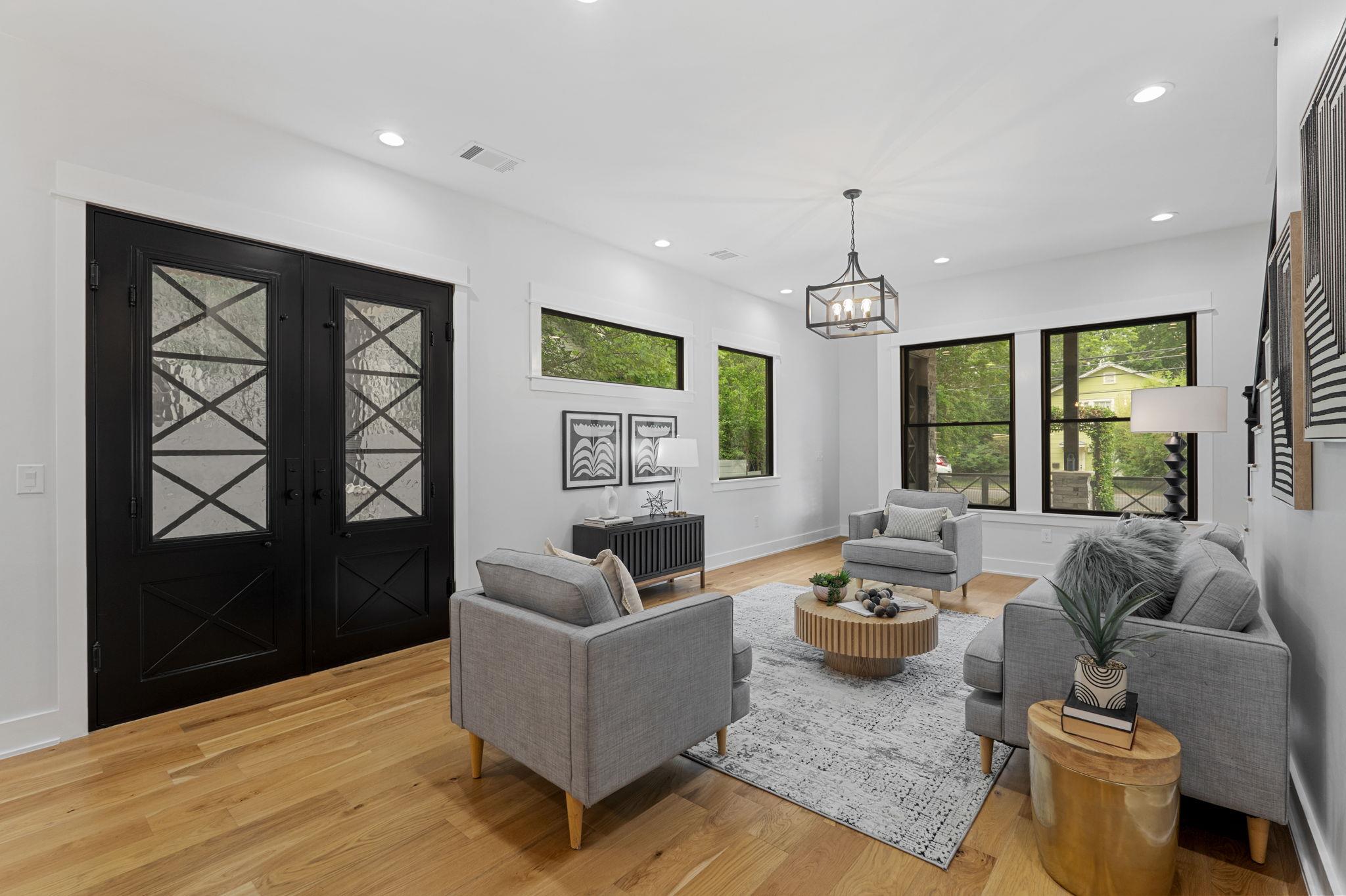 408 W 34th St # 1, Austin, TX 78705