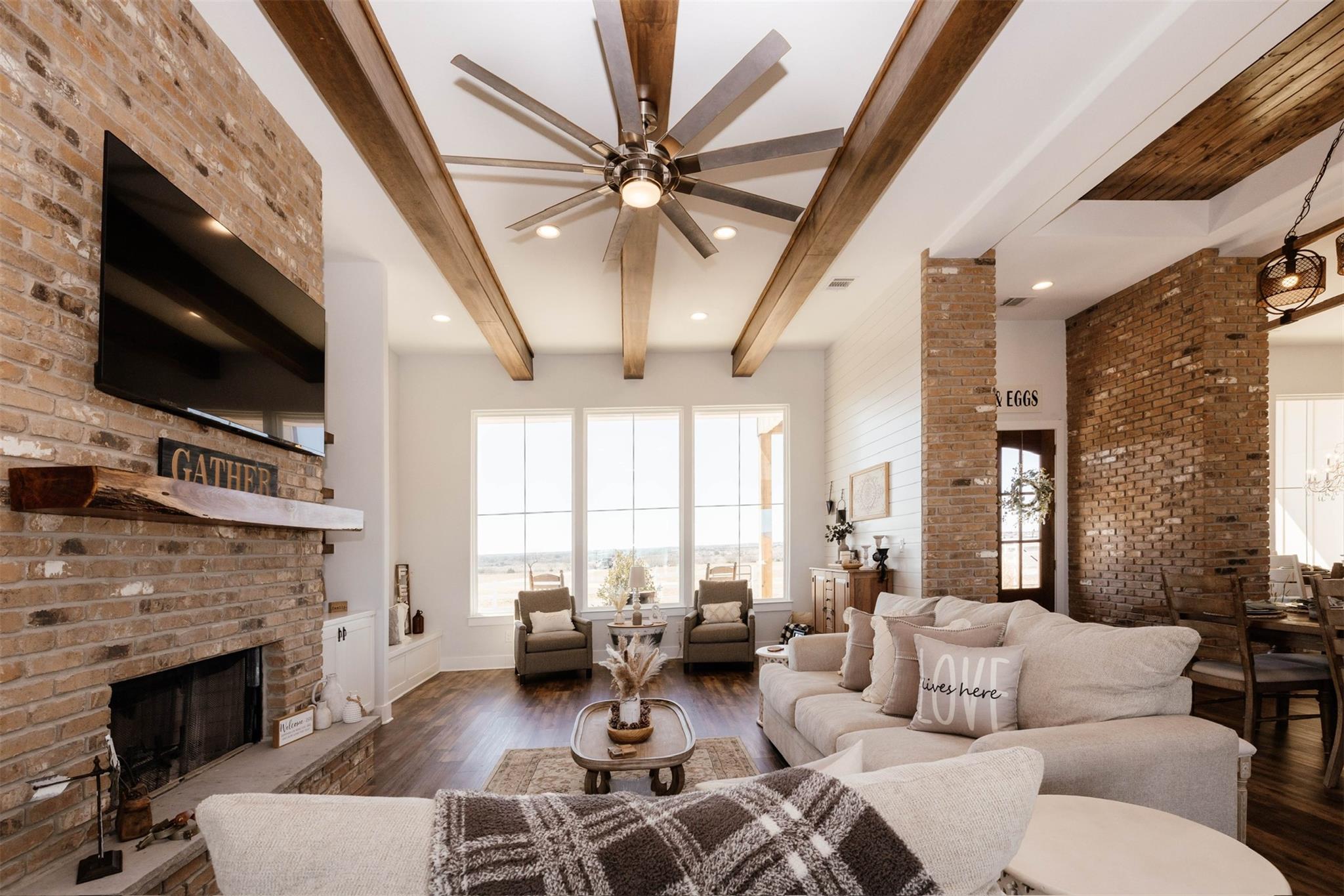201 Gatlin Ranch Rd, Liberty Hill, TX 78642