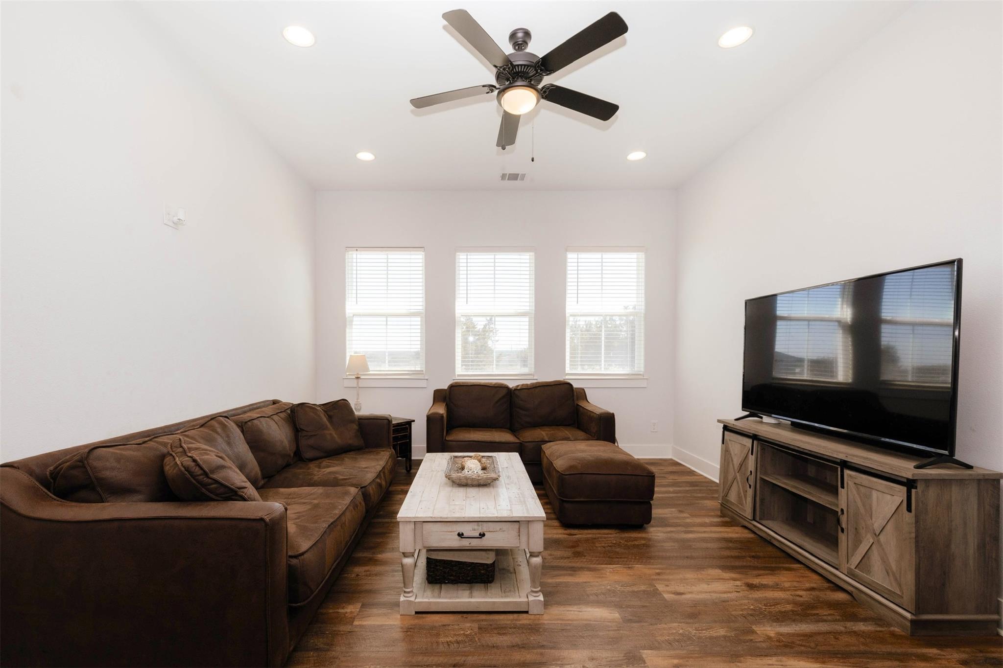 201 Gatlin Ranch Rd, Liberty Hill, TX 78642