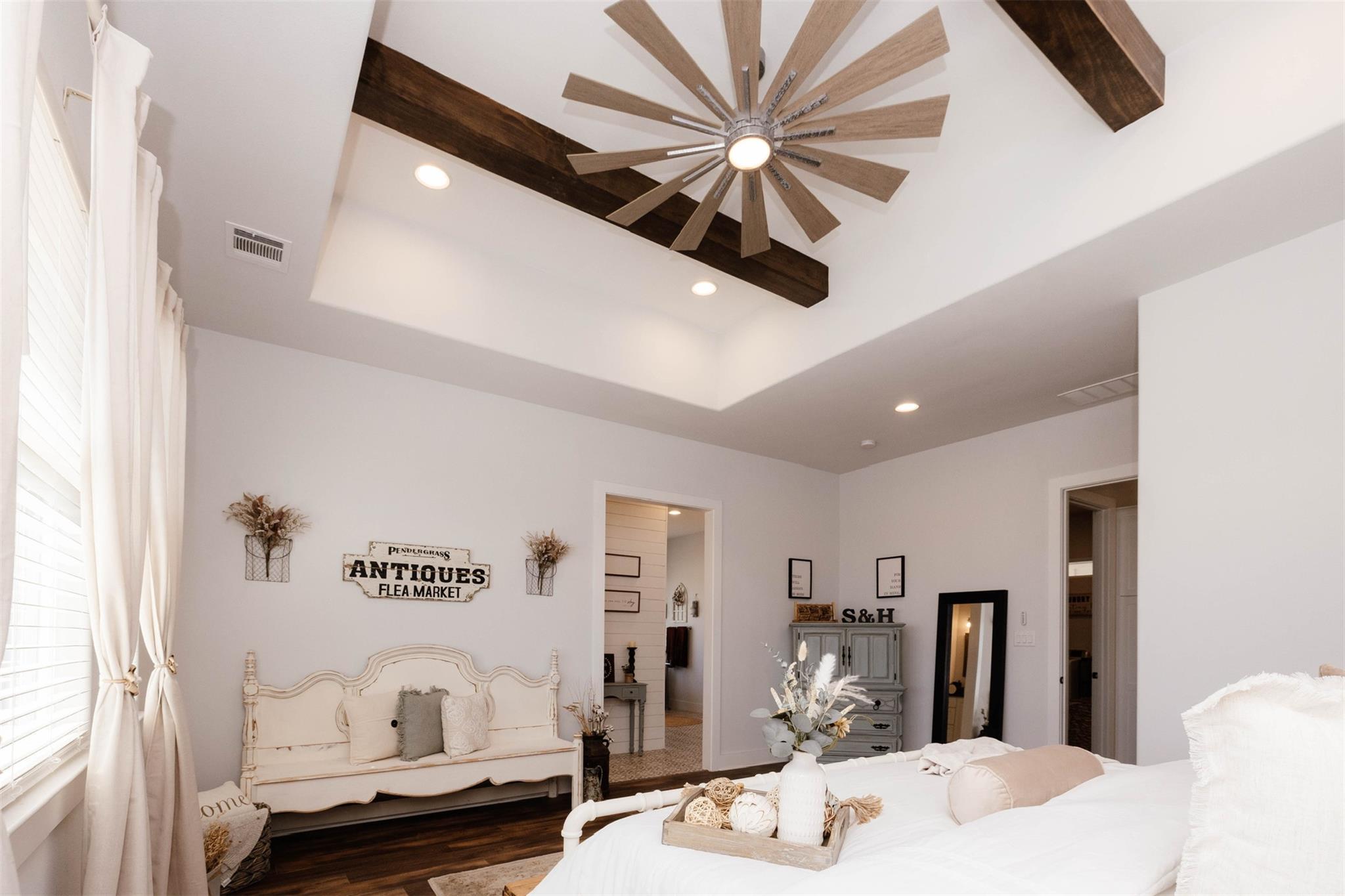 201 Gatlin Ranch Rd, Liberty Hill, TX 78642