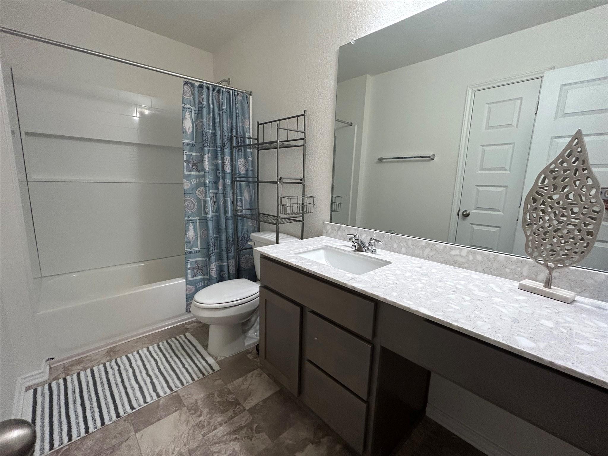 420 Lt Rusty Dr, Jarrell, TX 76537