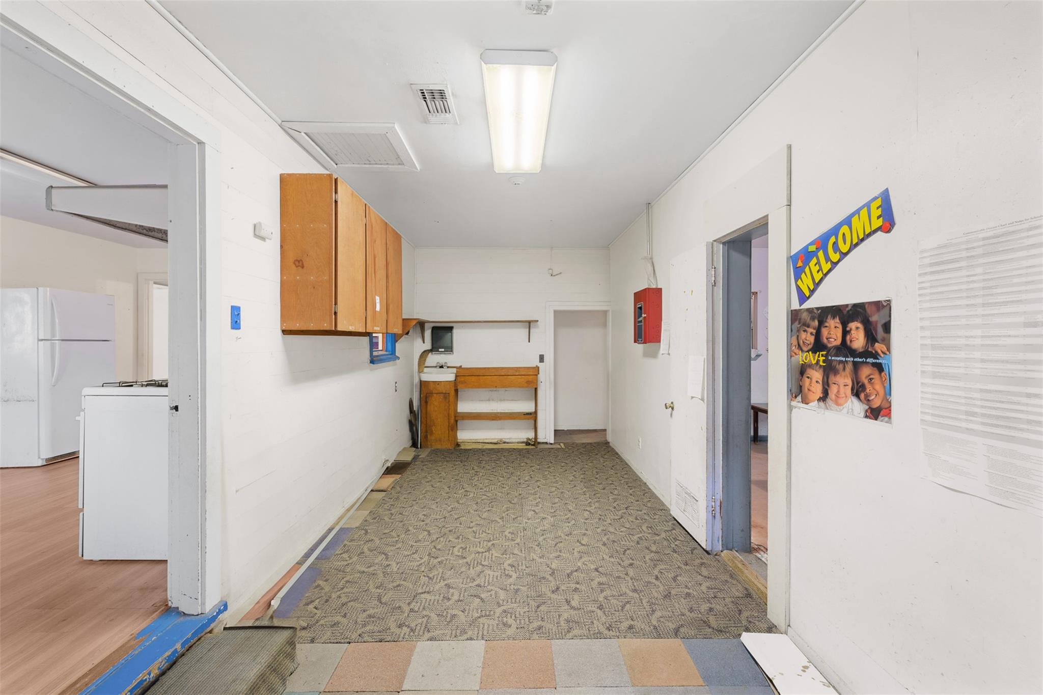 631 S Harris St, Giddings, TX 78942