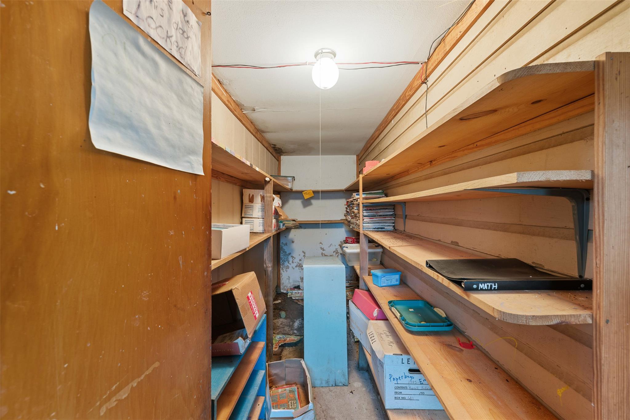 631 S Harris St, Giddings, TX 78942