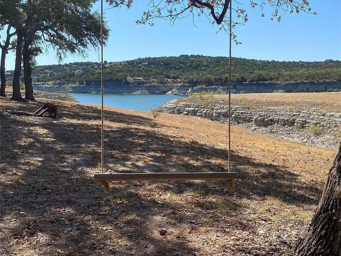 1304 Gold Ln, Leander, TX 78645