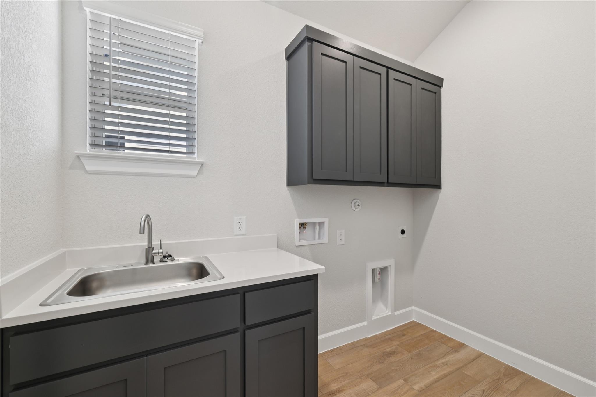 321 Sweeping Sage Ln, San Marcos, TX 78666