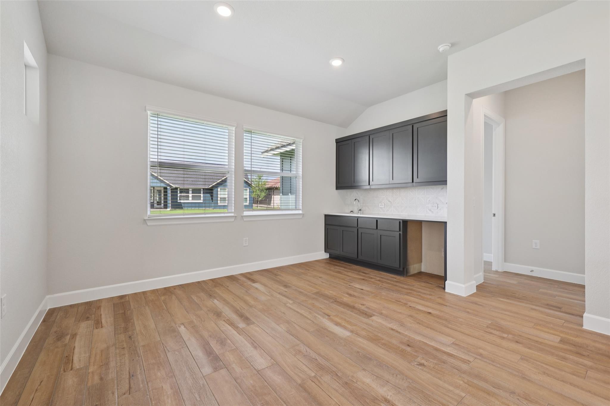 321 Sweeping Sage Ln, San Marcos, TX 78666