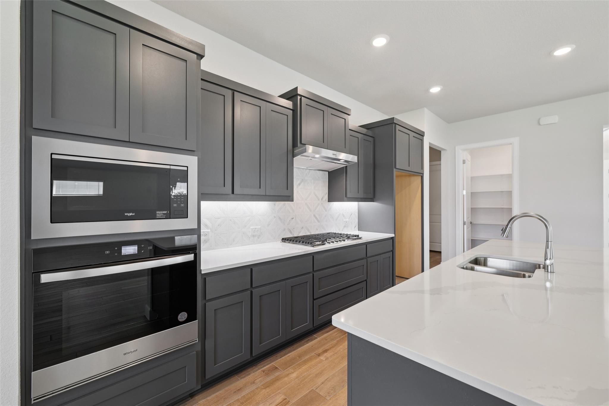 321 Sweeping Sage Ln, San Marcos, TX 78666