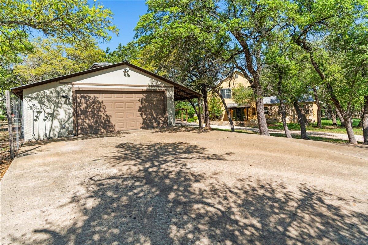 1601 S Rainbow Ranch Rd, Wimberley, TX 78676