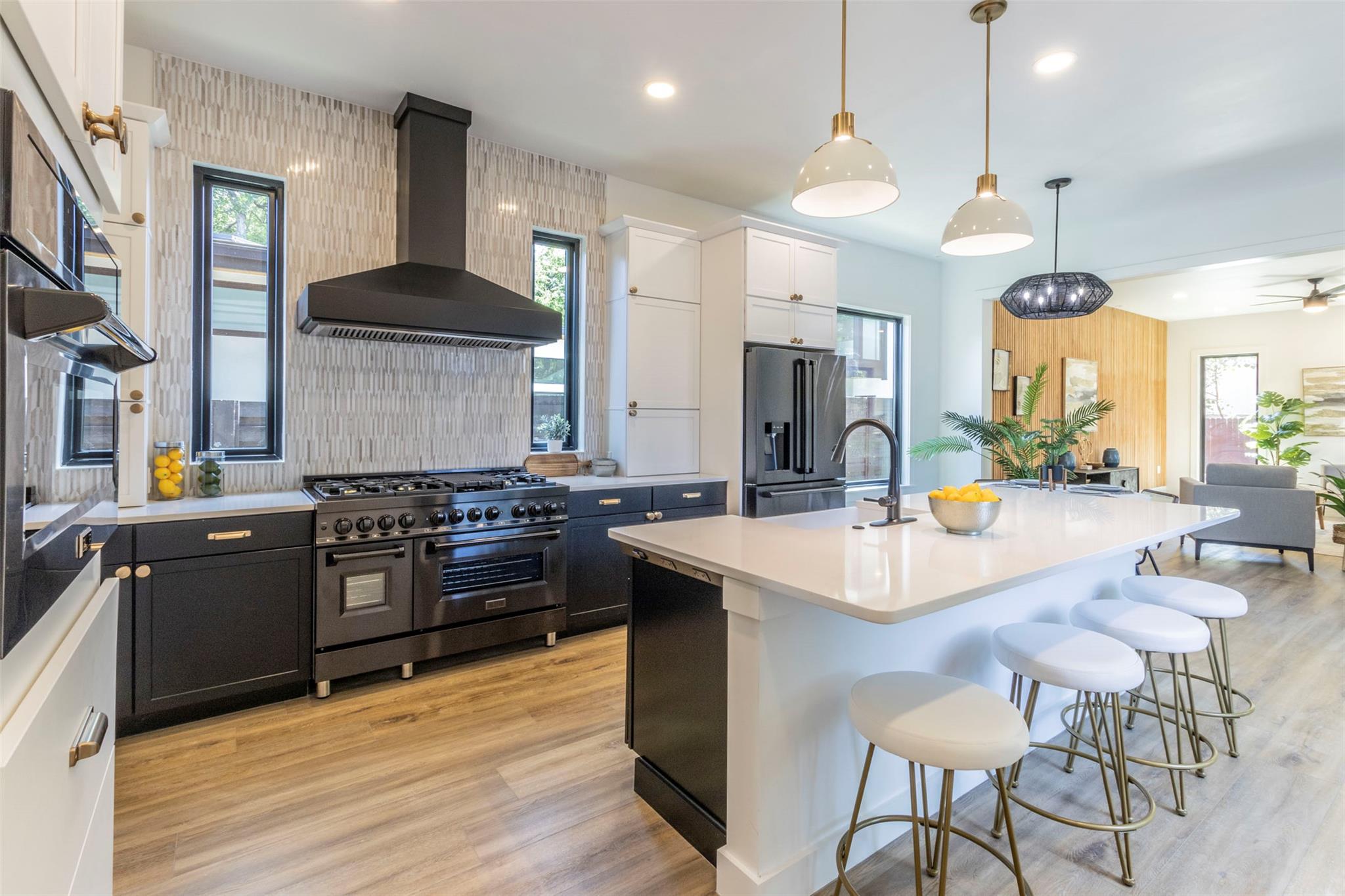6905 Daugherty St, Austin, TX 78757