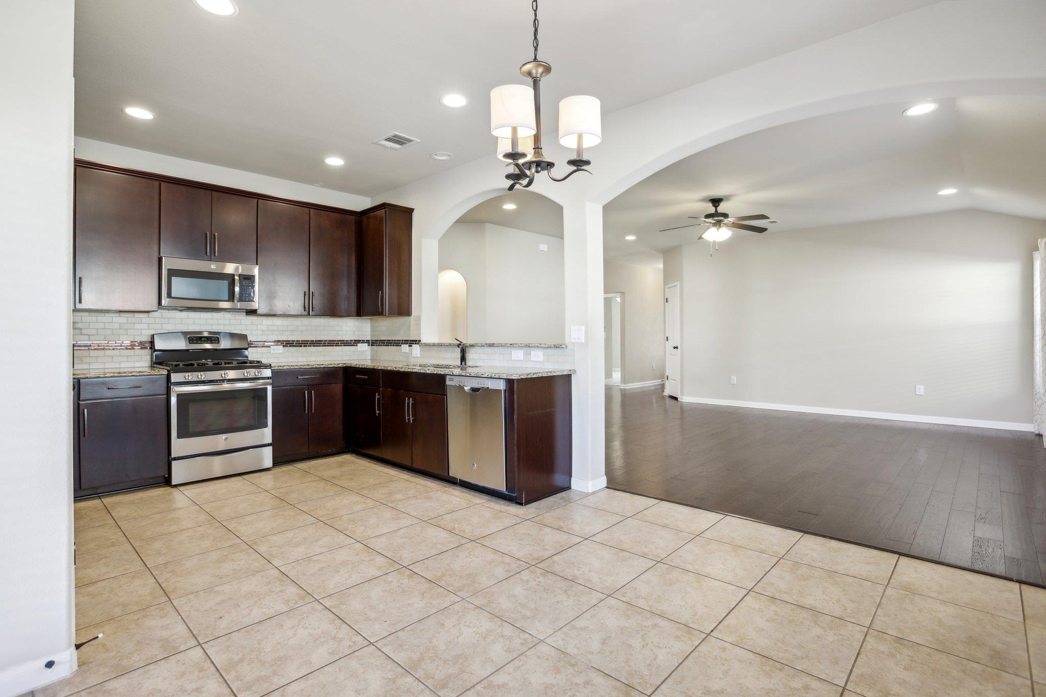 5209 Scenic Lake Dr, Georgetown, TX 78626