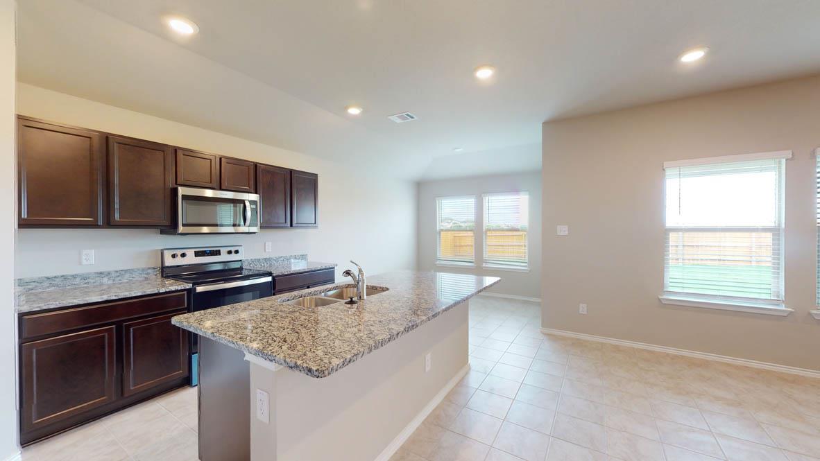 1305 Iron Horse Dr, Killeen, TX 76549