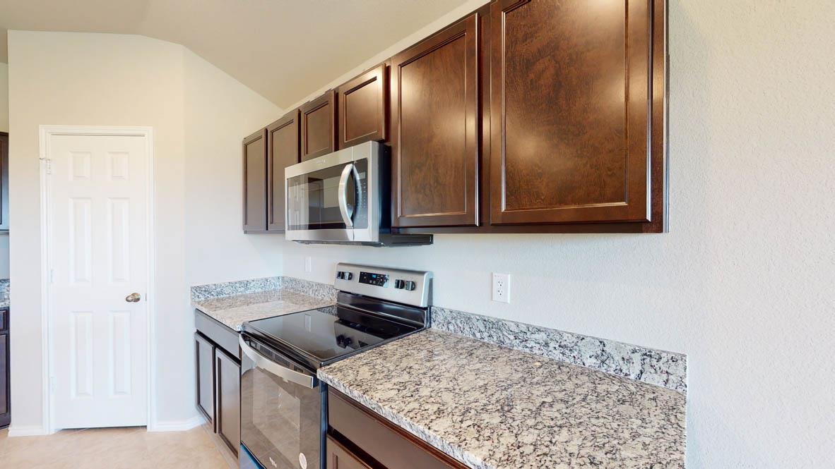 1305 Iron Horse Dr, Killeen, TX 76549