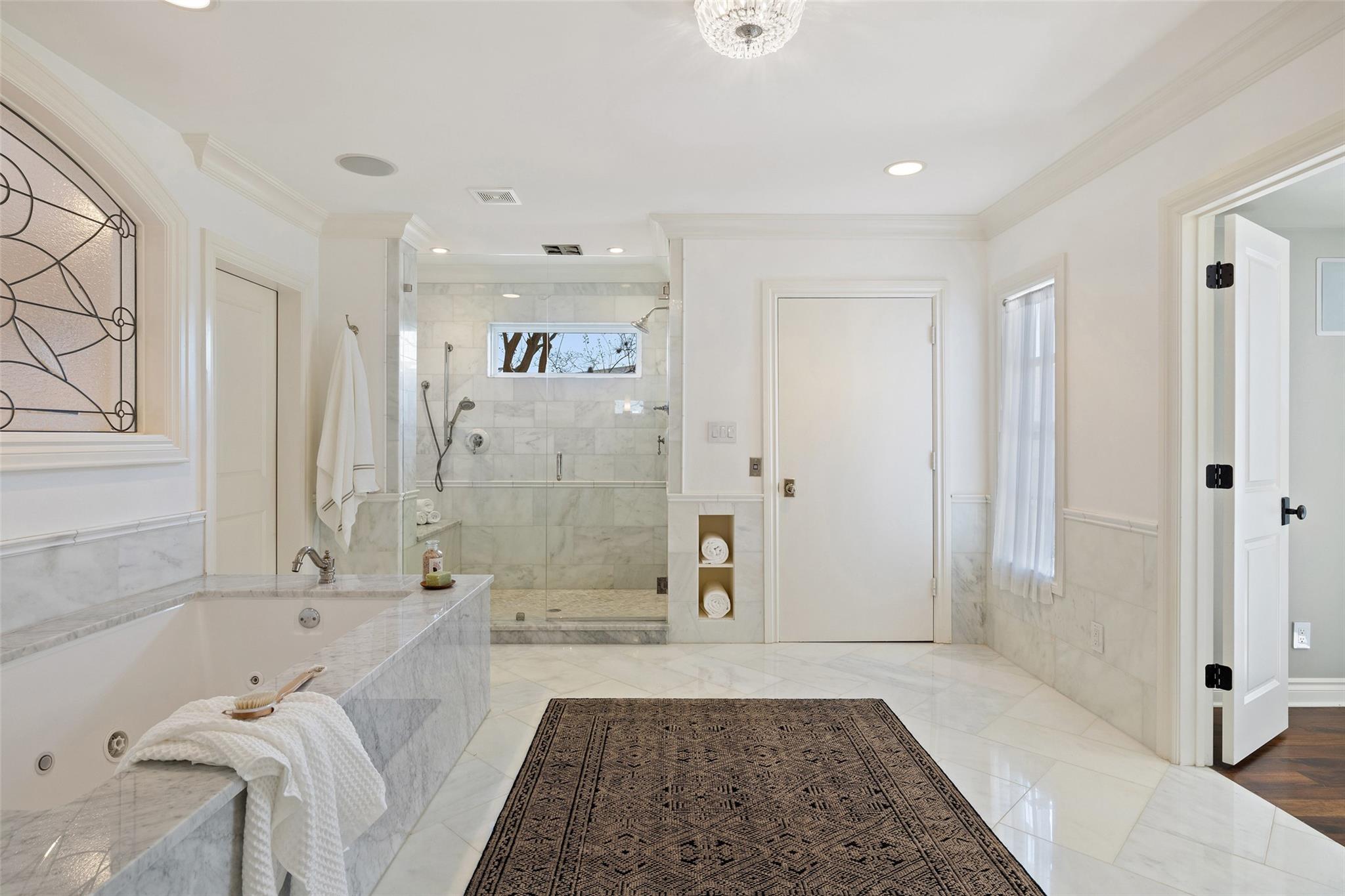 1810 W 35th St, Austin, TX 78703