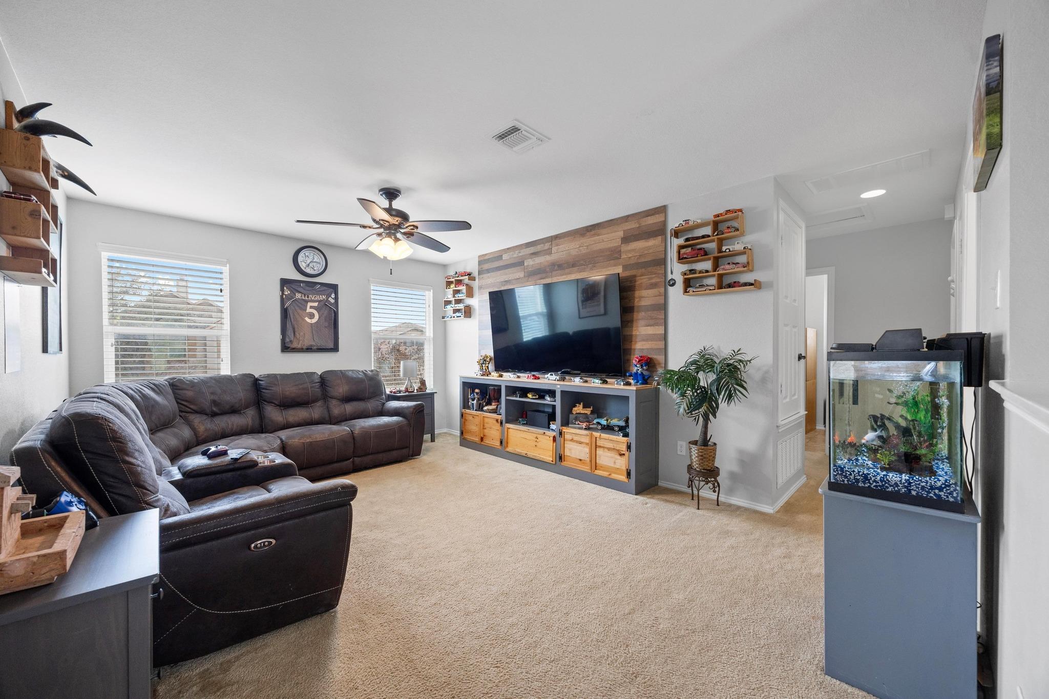 9017 Edmundsbury Dr, Austin, TX 78747