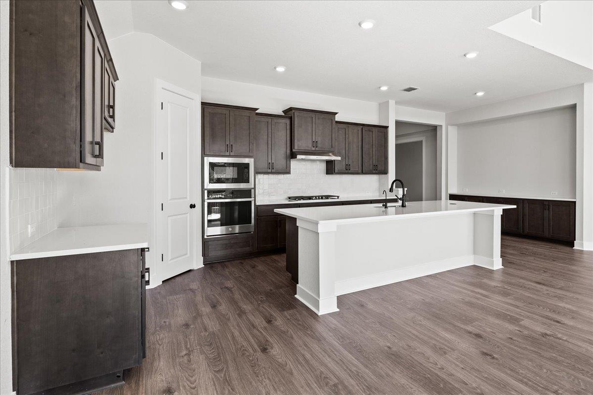 173 Seaside Sparrow Way, Kyle, TX 78640