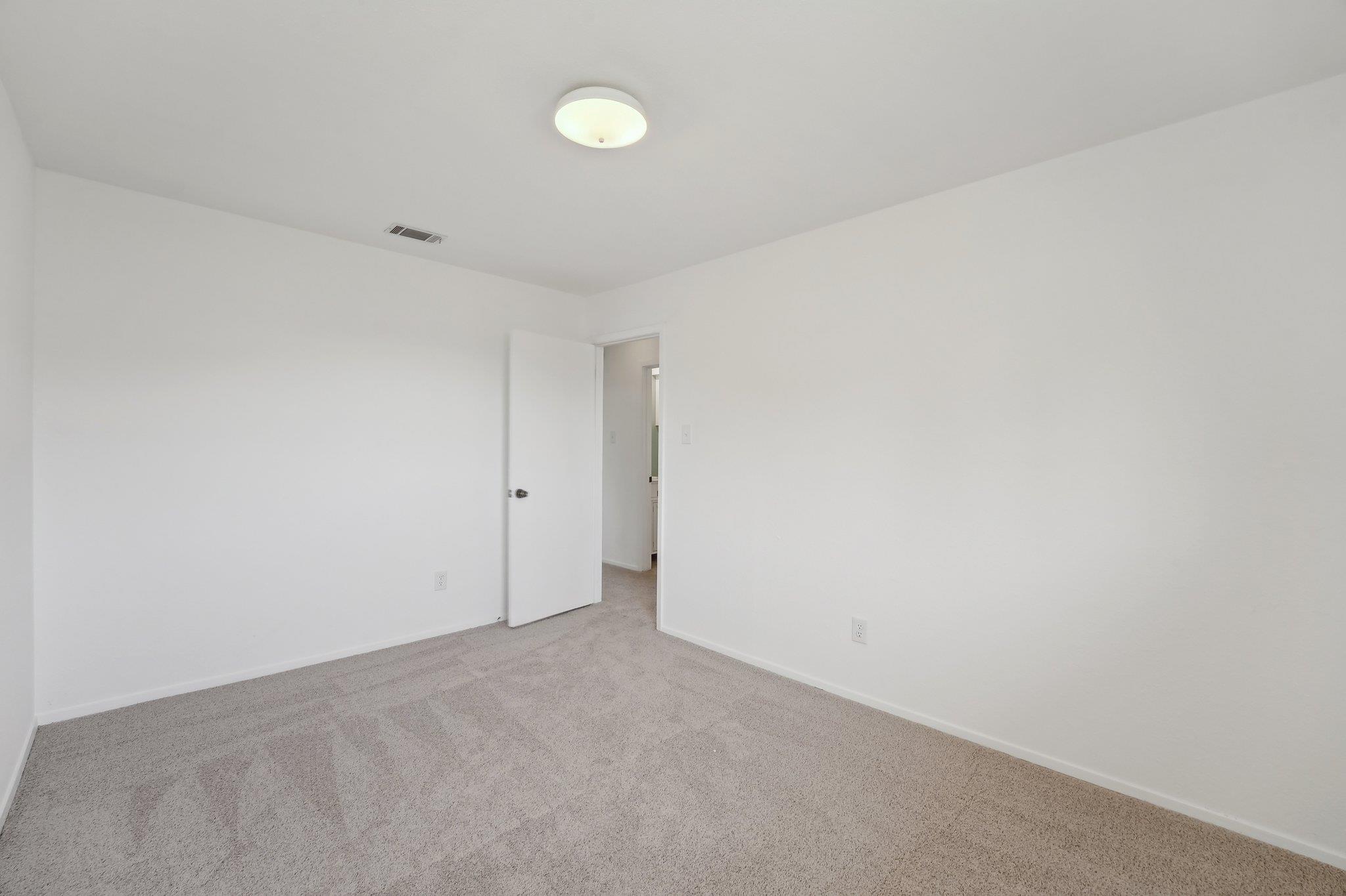 5217 Summerset Trl, Austin, TX 78749