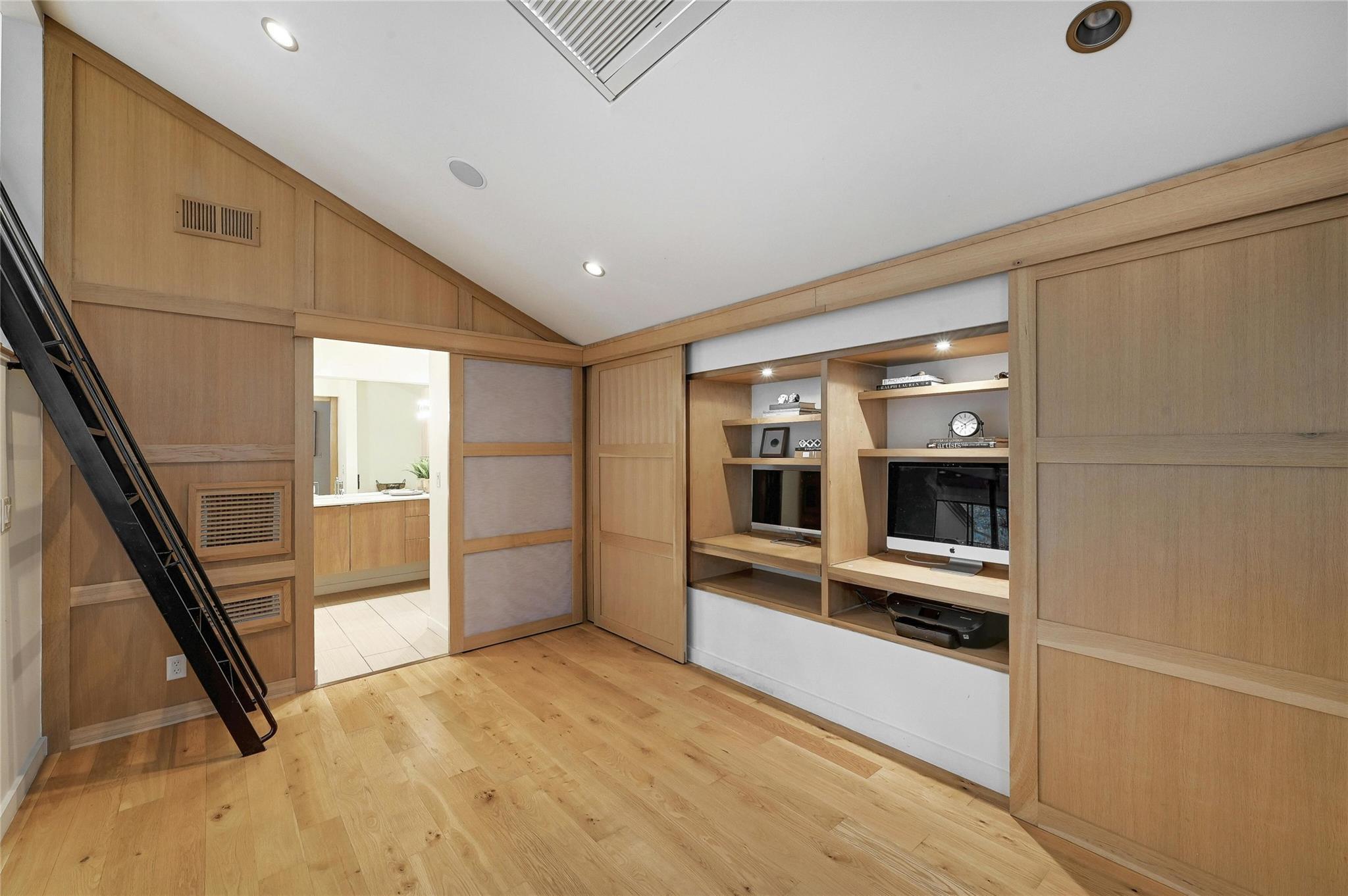 1821 Westlake Dr # 103, Austin, TX 78746