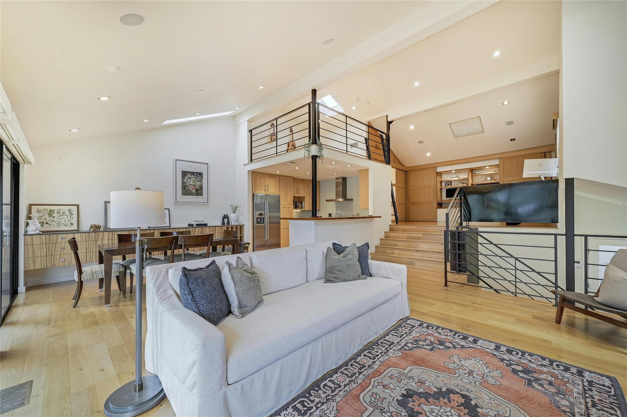 1821 Westlake Dr # 103, Austin, TX 78746