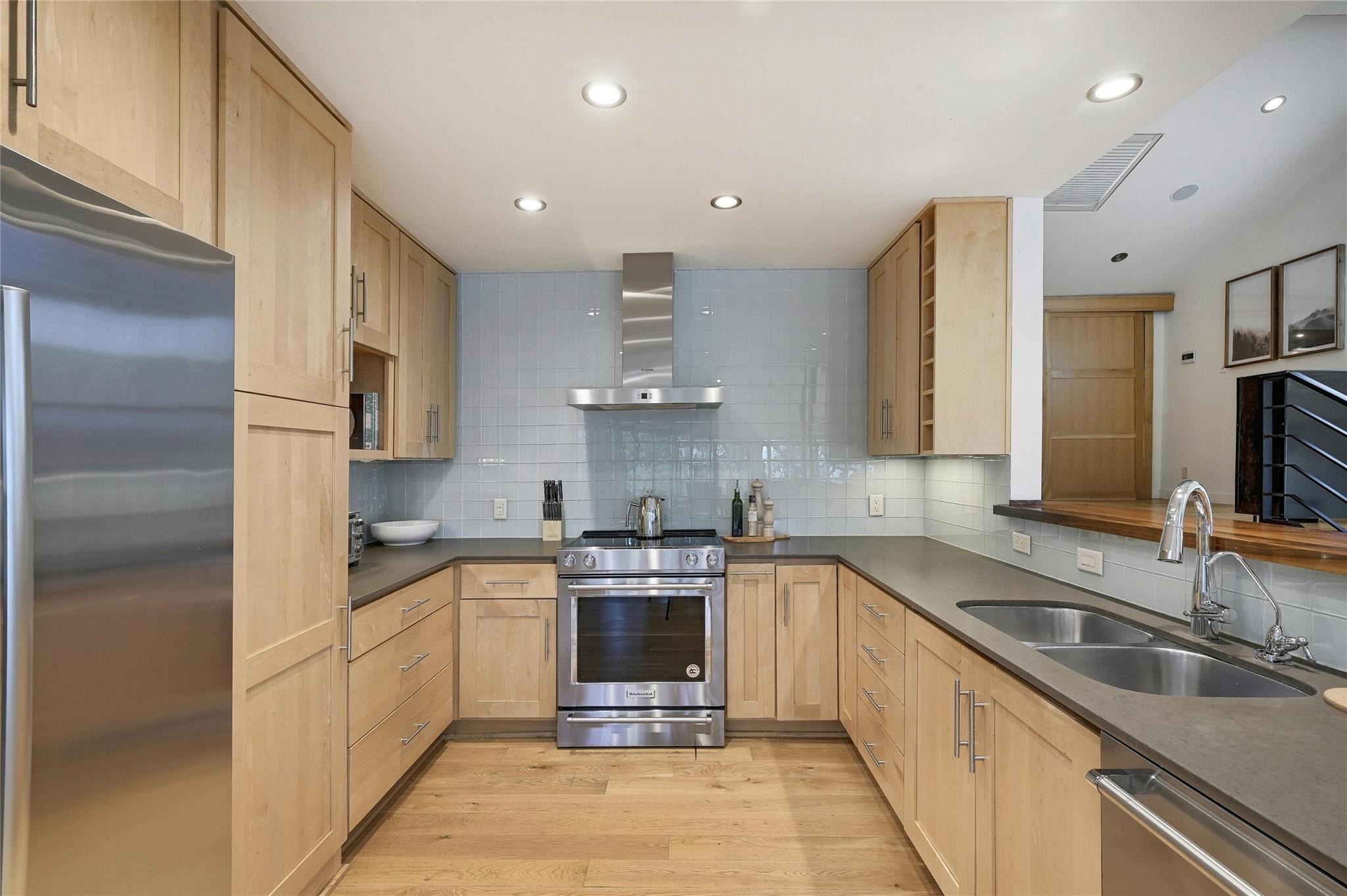 1821 Westlake Dr # 103, Austin, TX 78746