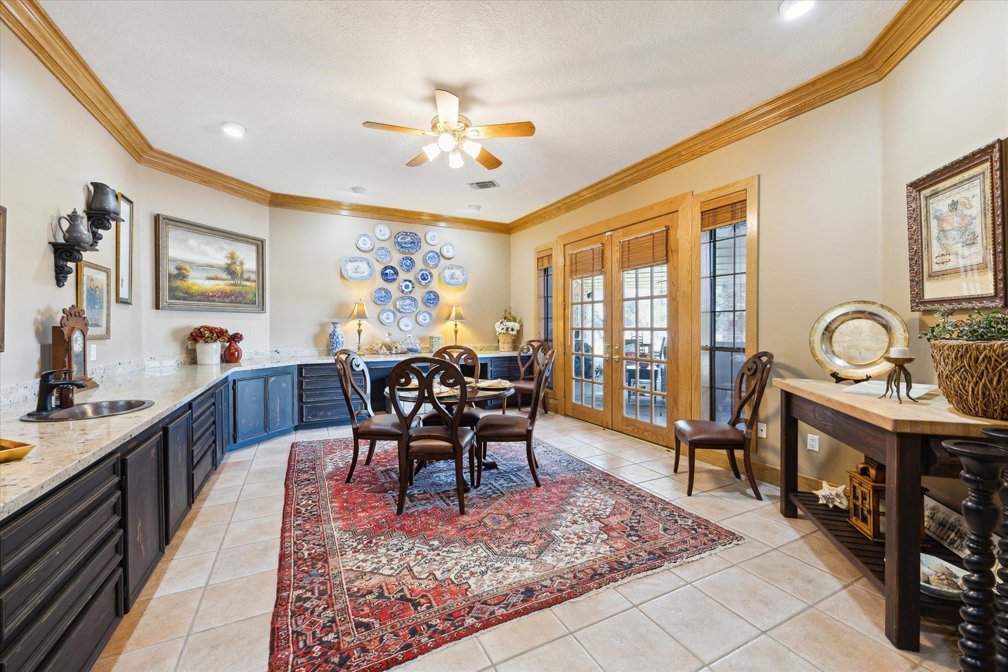 1224 Haines Rd, Sheridan, TX 77475