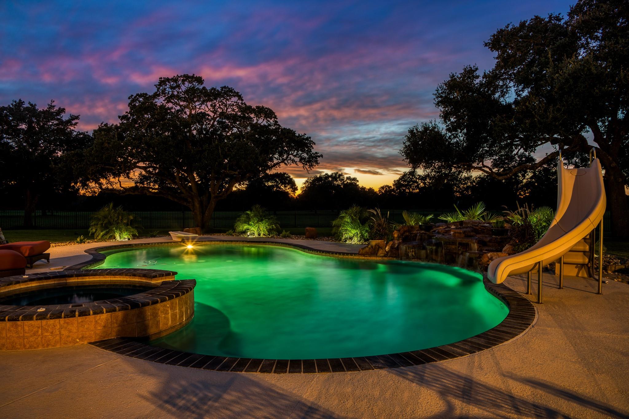 1224 Haines Rd, Sheridan, TX 77475