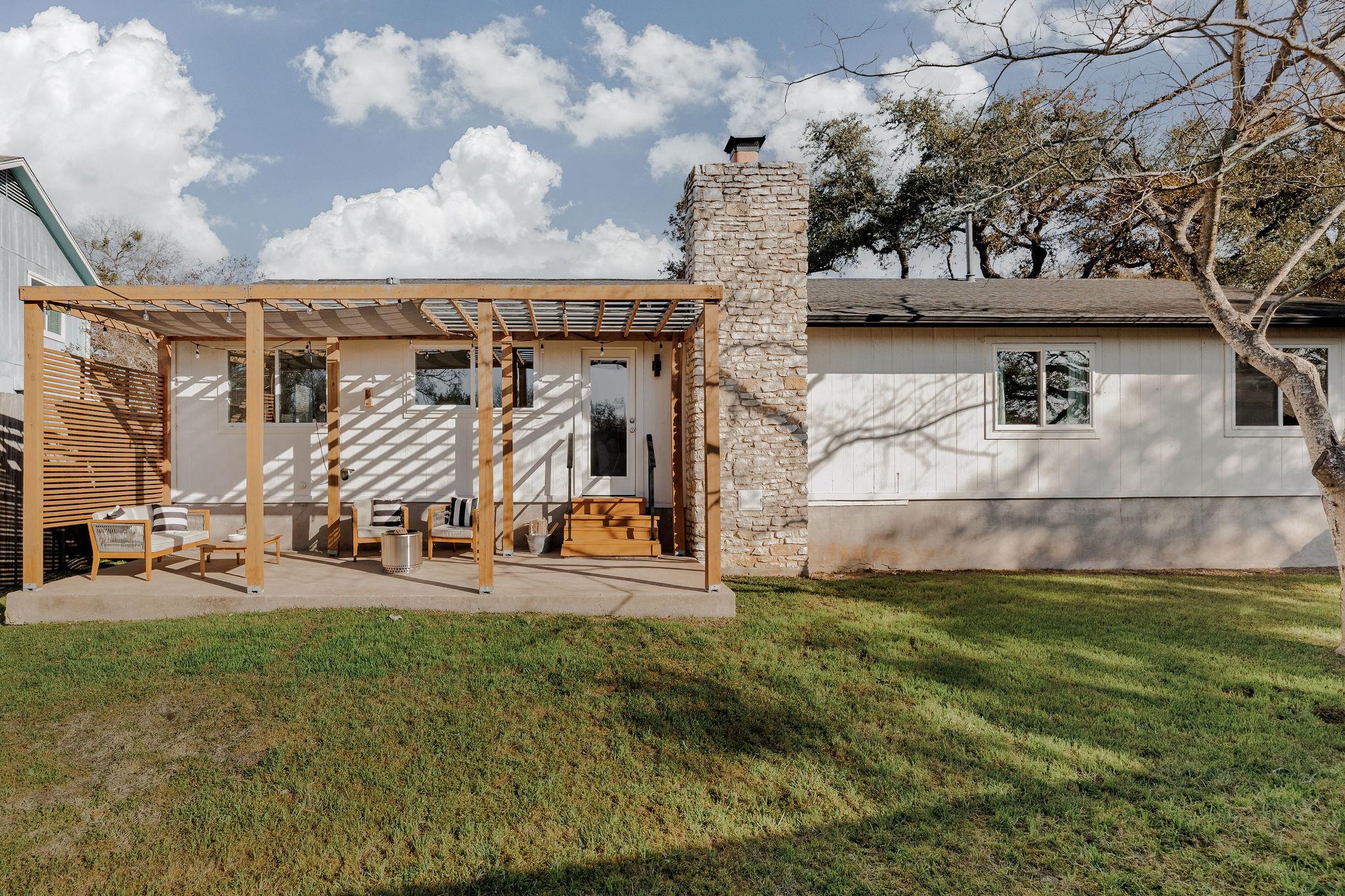 2107 Malvern Hill Dr, Austin, TX 78745