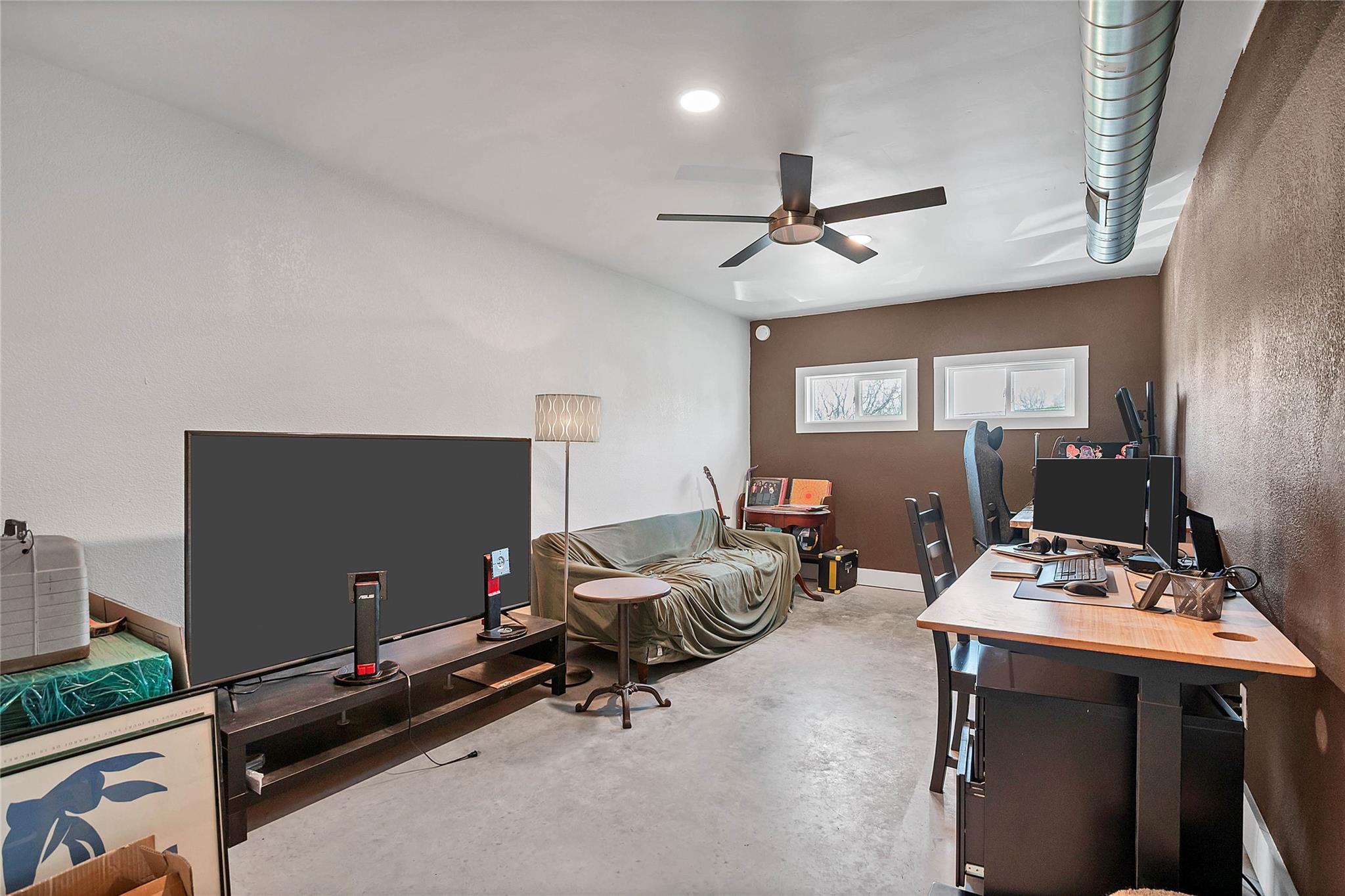 2001 Iroquois Ln, Austin, TX 78741