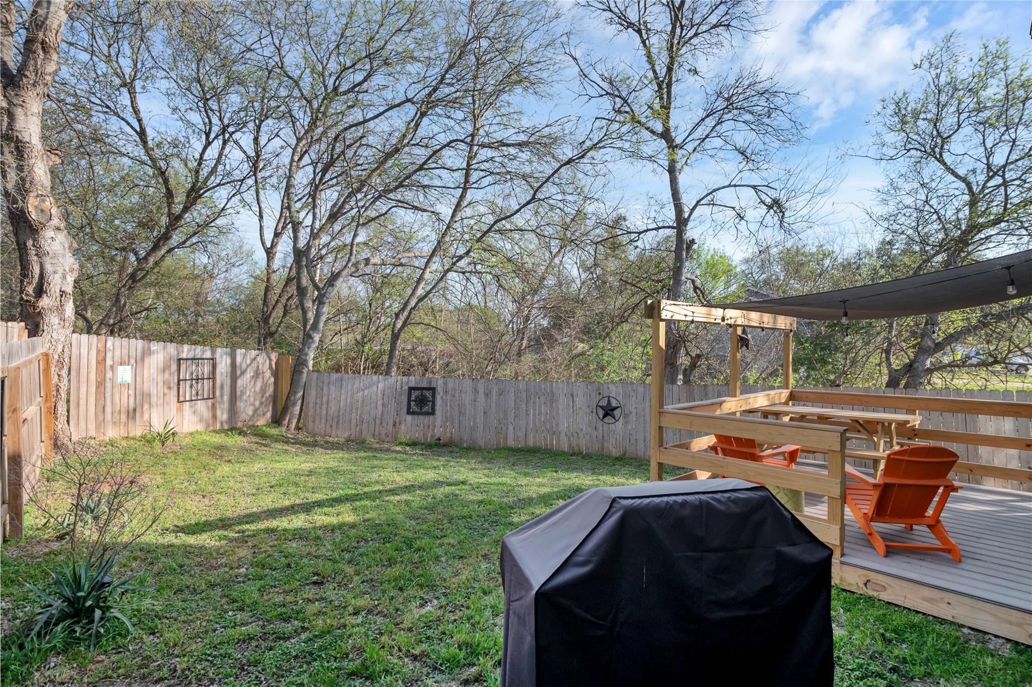 2001 Iroquois Ln, Austin, TX 78741