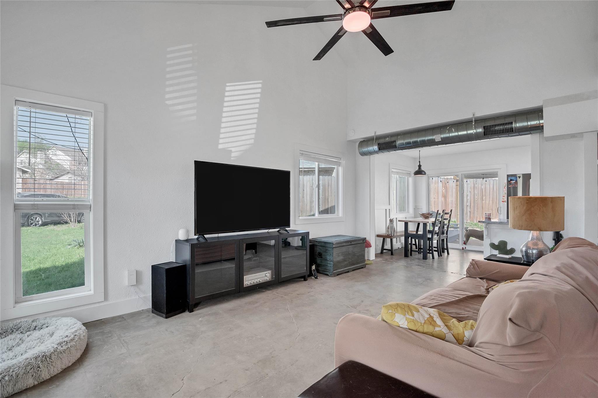 2001 Iroquois Ln, Austin, TX 78741