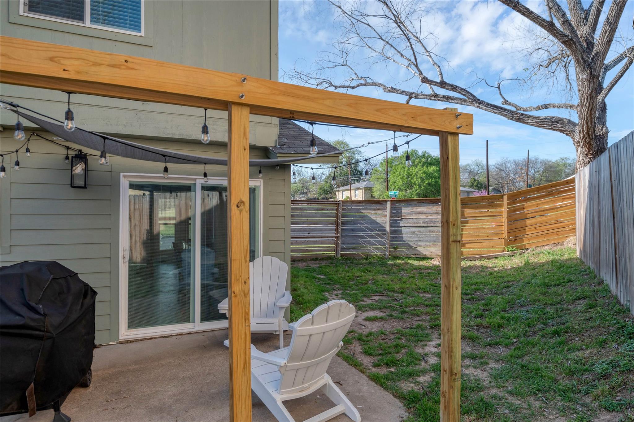 2001 Iroquois Ln, Austin, TX 78741