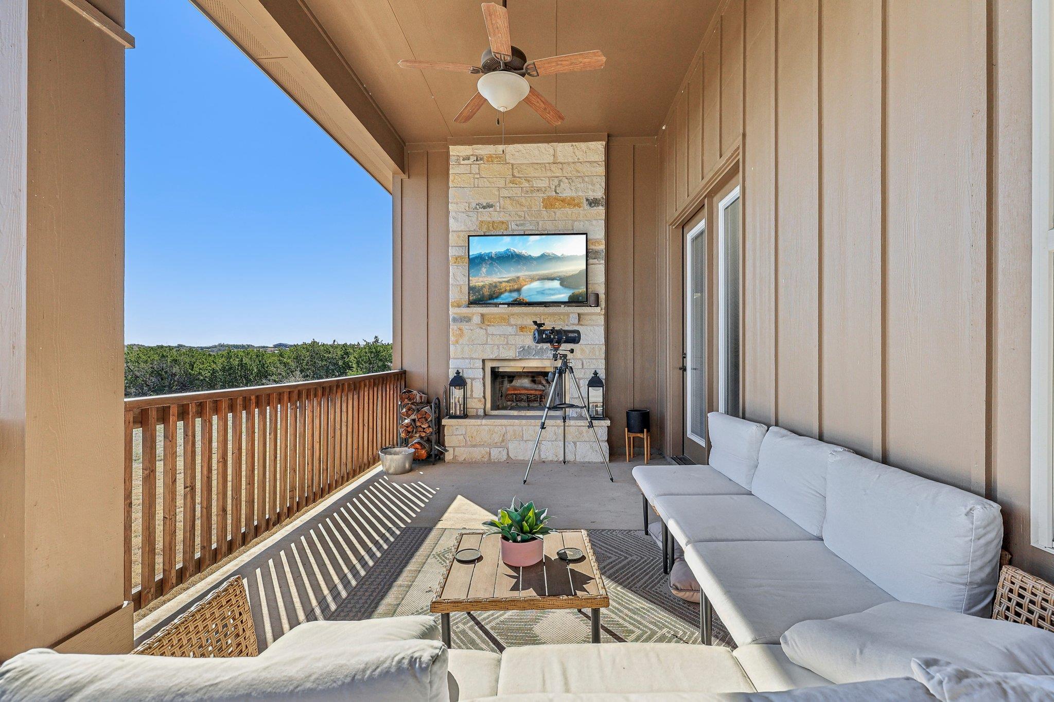 101 Rain Lily Ct, Burnet, TX 78611