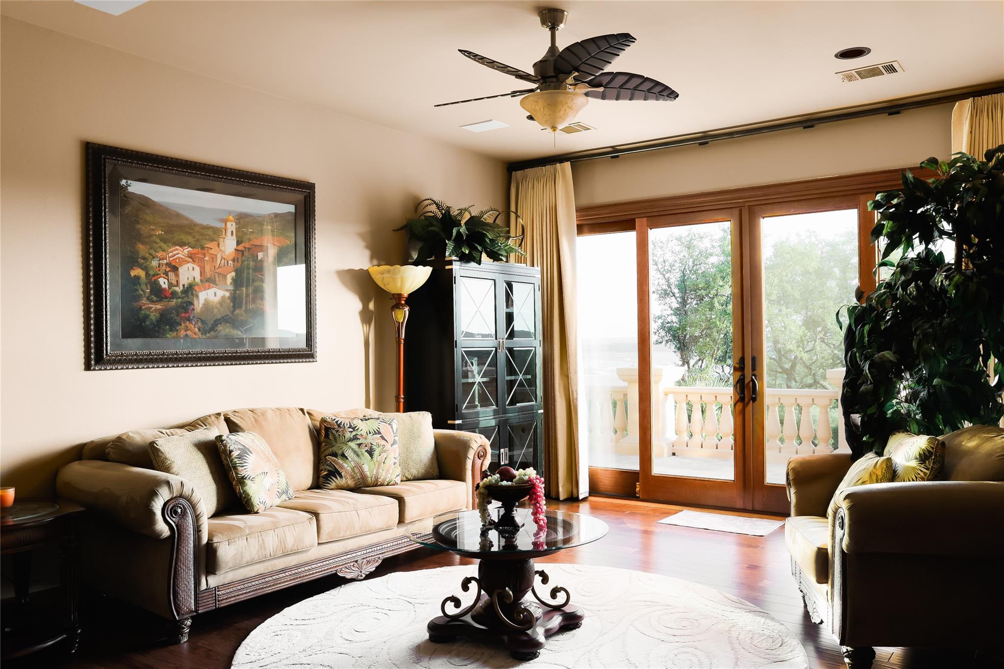 17803 Navigation Ln, Lago Vista, TX 78645