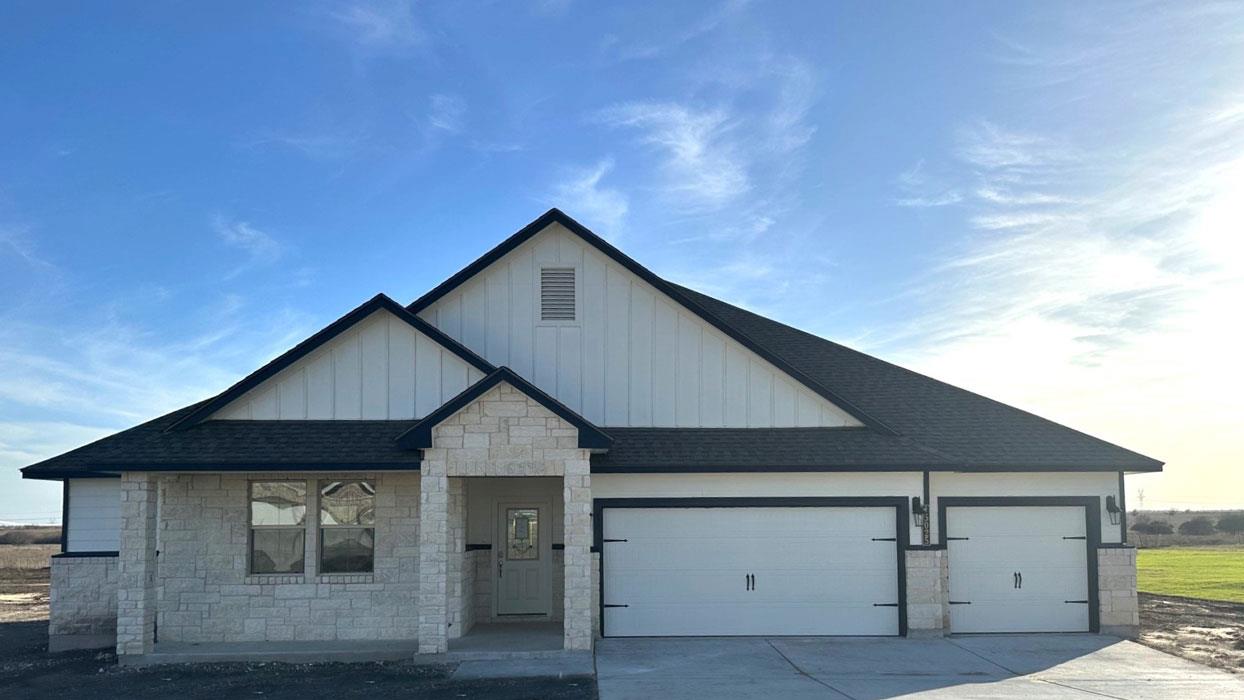 15025 Planeview Dr, Salado, TX 76571