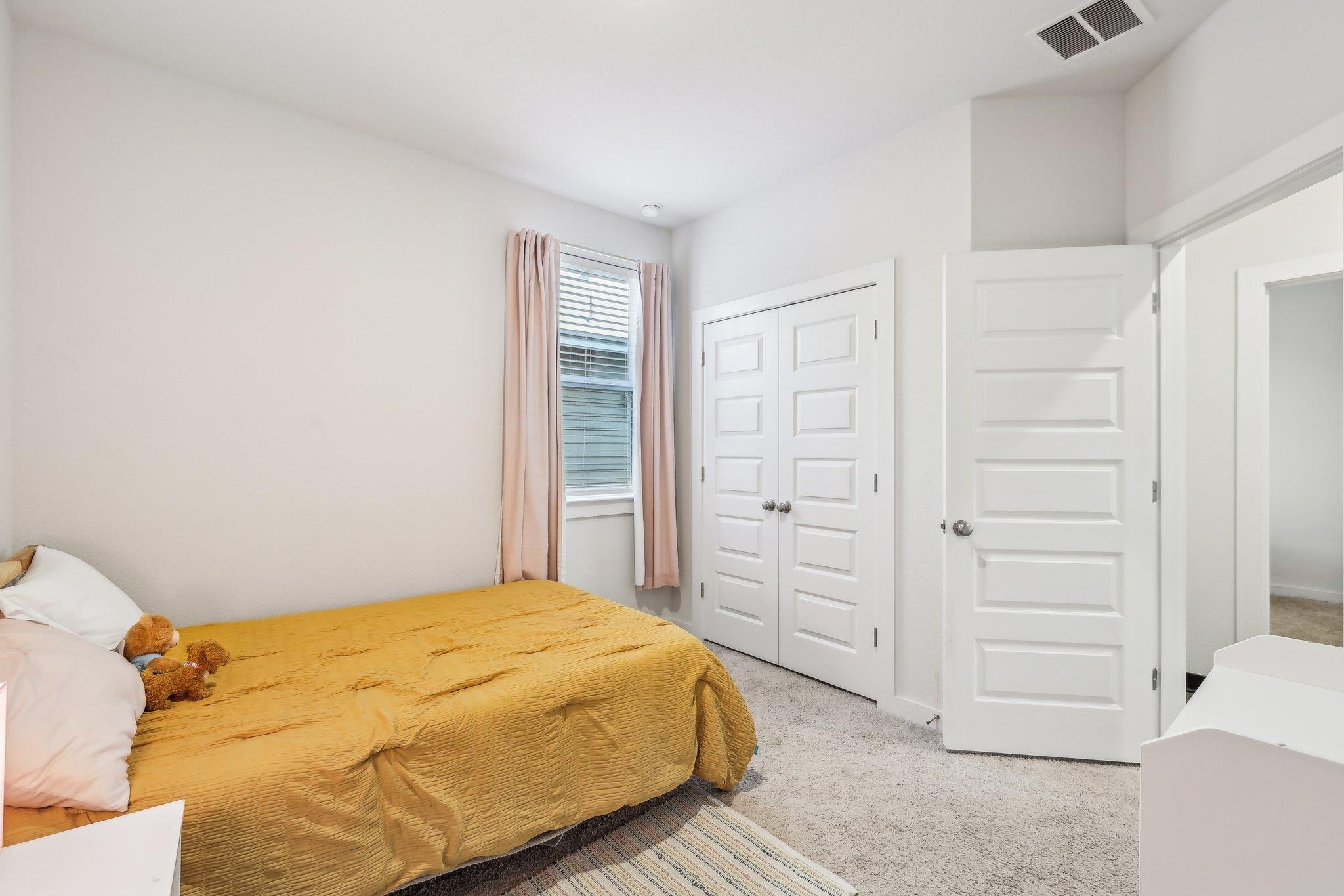 296 Banff Dr, Kyle, TX 78640