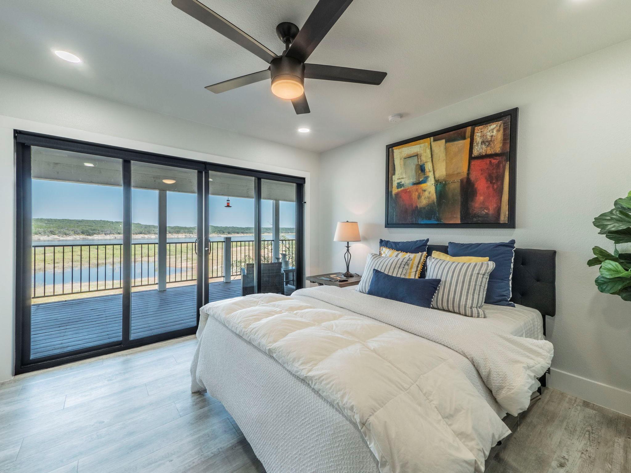 3900 Lake Park Cv, Lago Vista, TX 78645