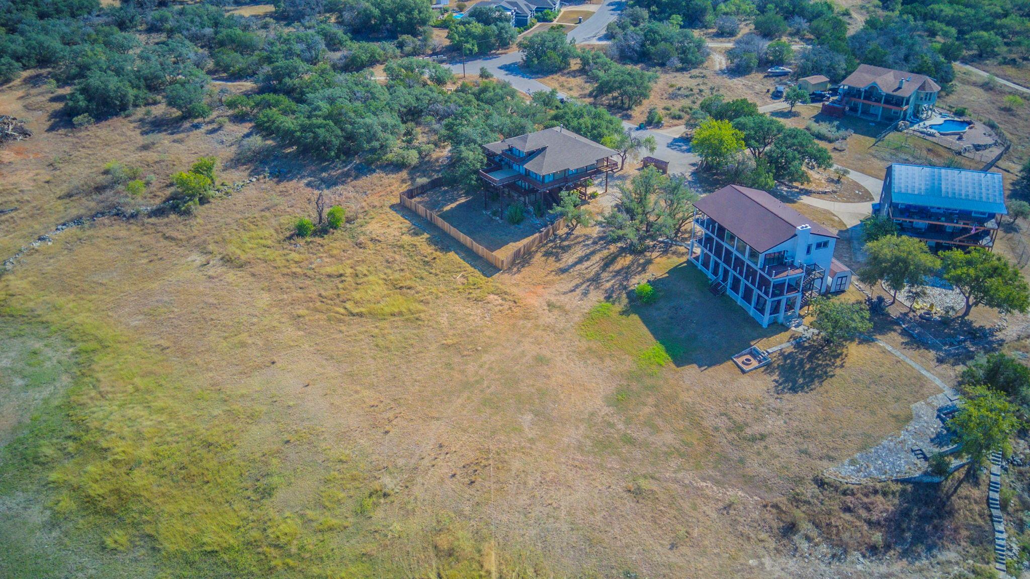 3900 Lake Park Cv, Lago Vista, TX 78645