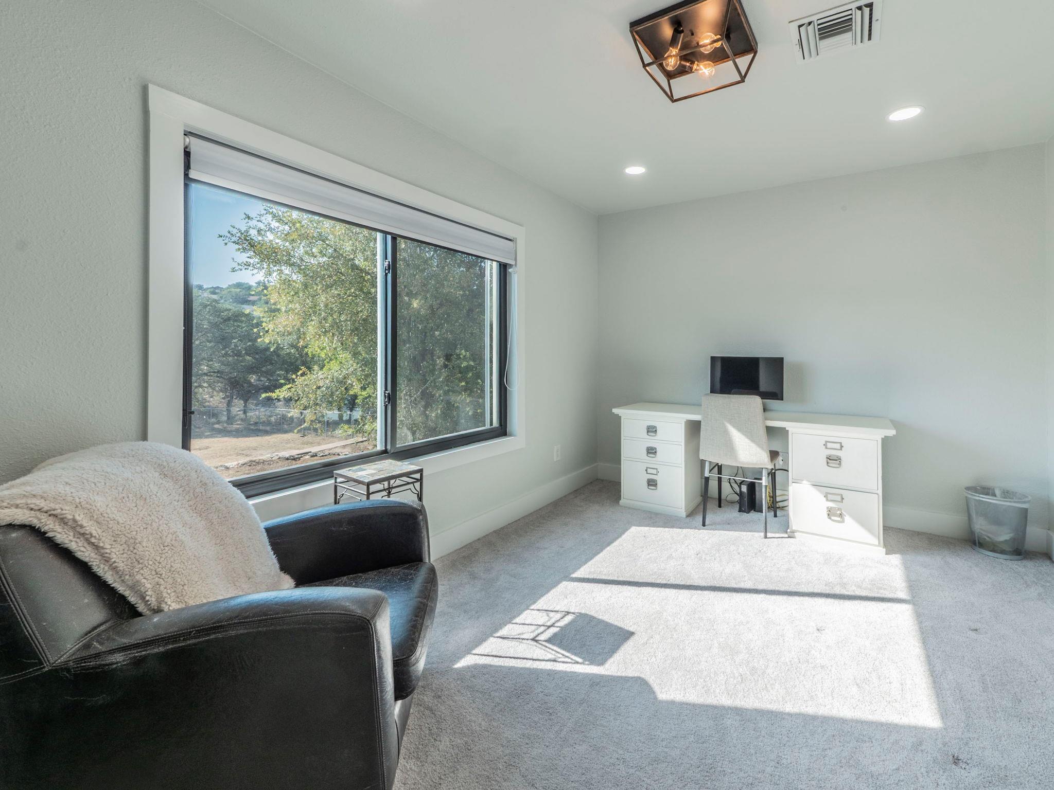 3900 Lake Park Cv, Lago Vista, TX 78645