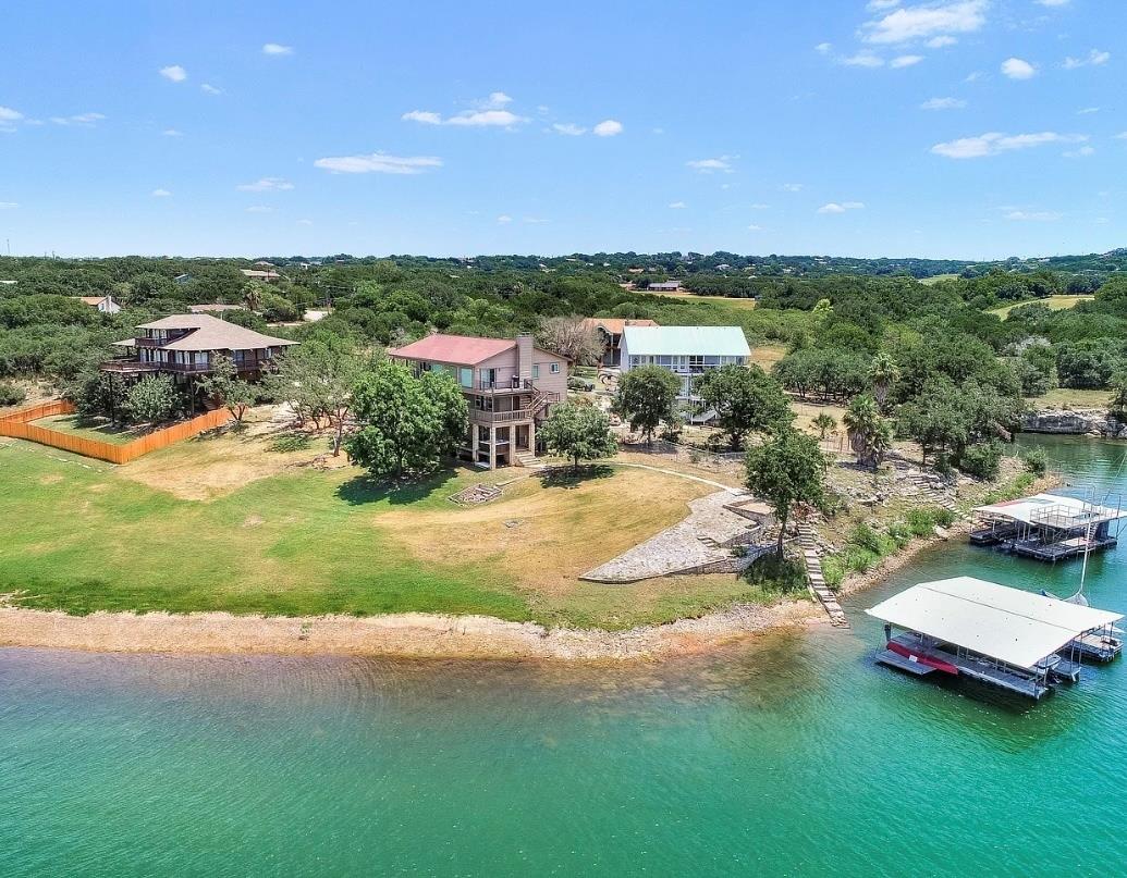 3900 Lake Park Cv, Lago Vista, TX 78645